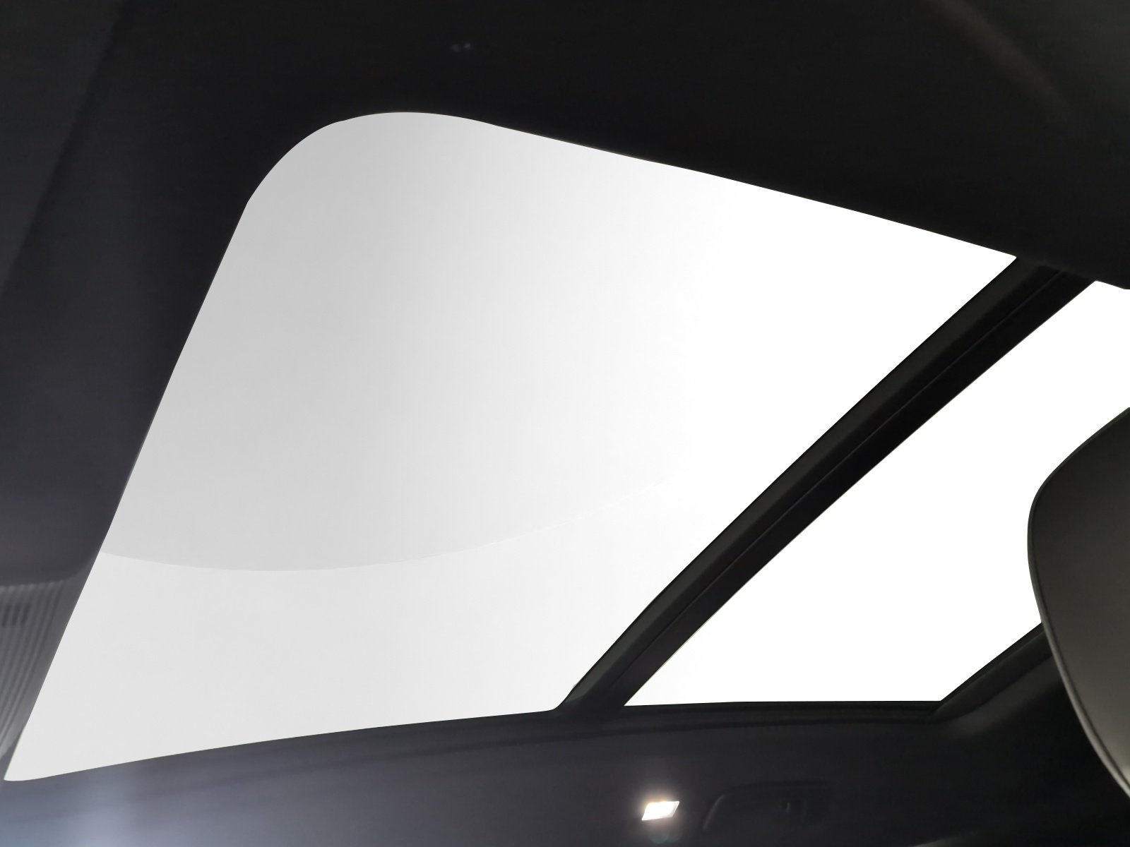 VW Tiguan 2.0 TSI DSG R-Line 4Motion-image-13