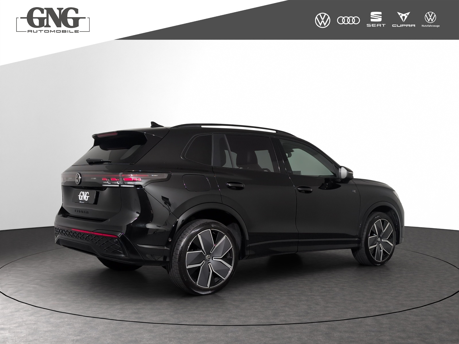 VW Tiguan 2.0 TSI DSG R-Line 4Motion-image-2