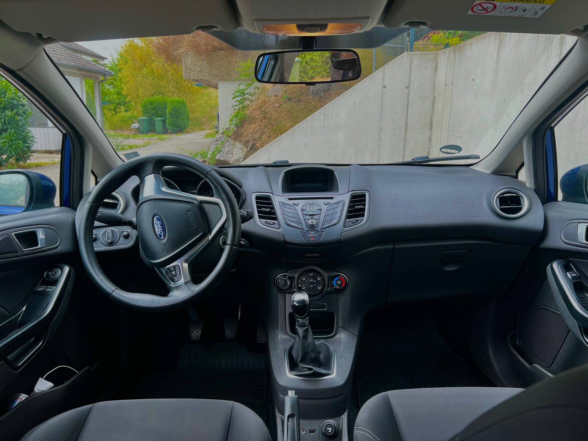 FORD FIESTA-image-2