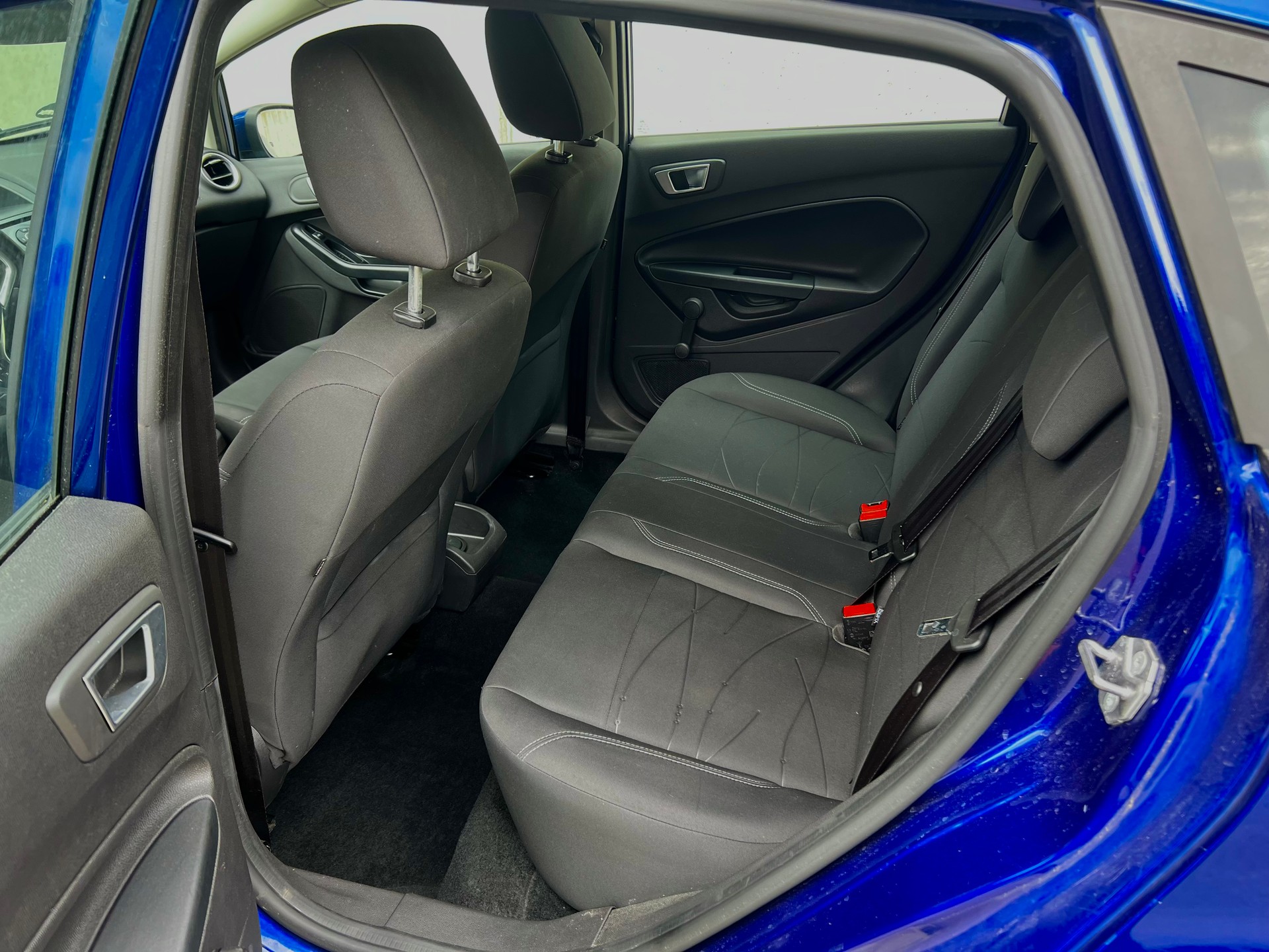 FORD FIESTA-image-3