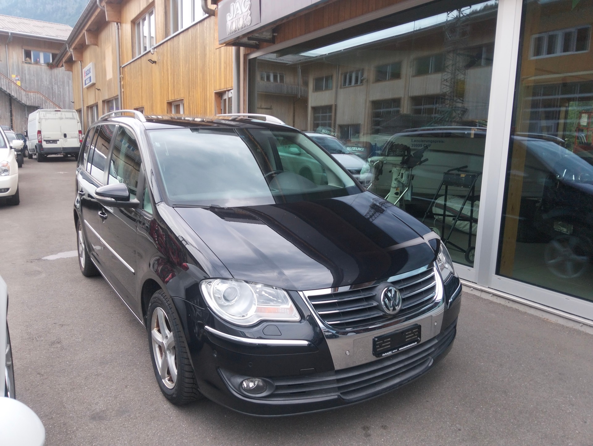VW Touran 1.4 TSI Highline DSG-image-0