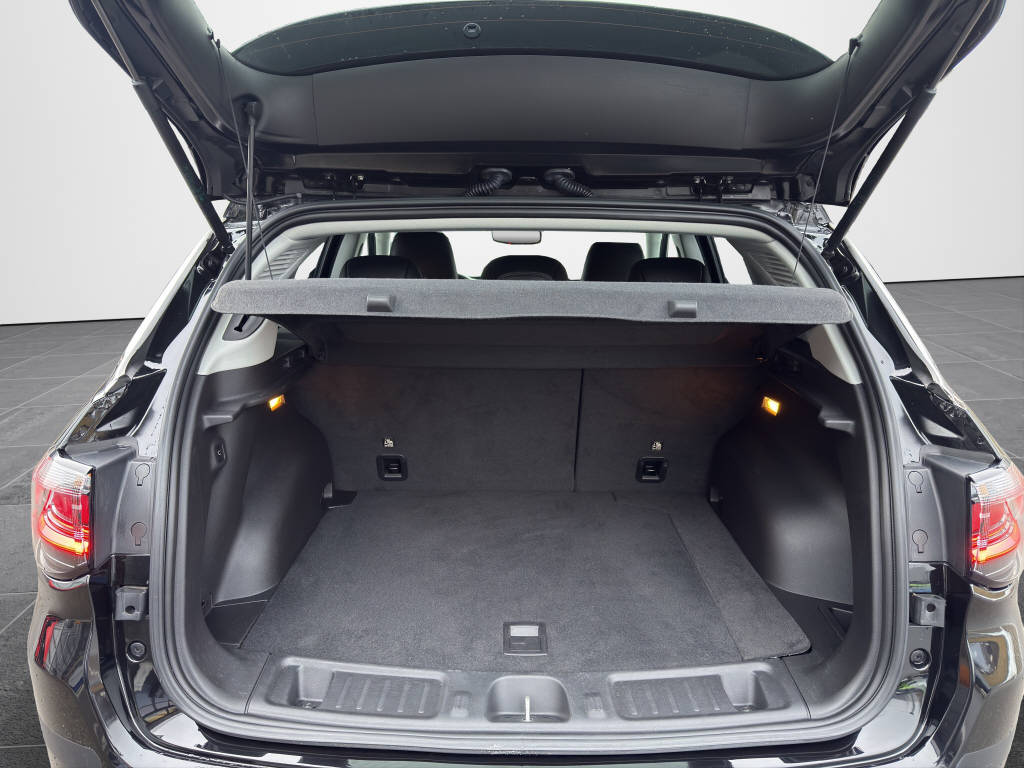 JEEP Compass 1.3 Swiss Limited 240PS 4xe-image-15