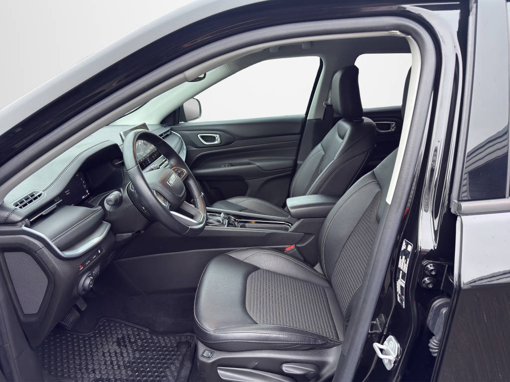JEEP Compass 1.3 Swiss Limited 240PS 4xe-image-8