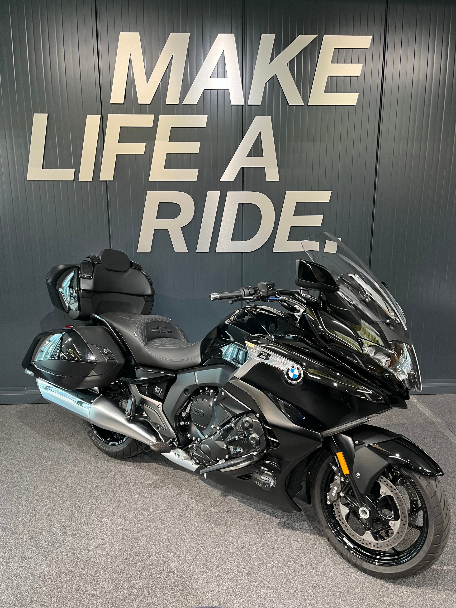 BMW K 1600 B Grand America-showroom-element-1