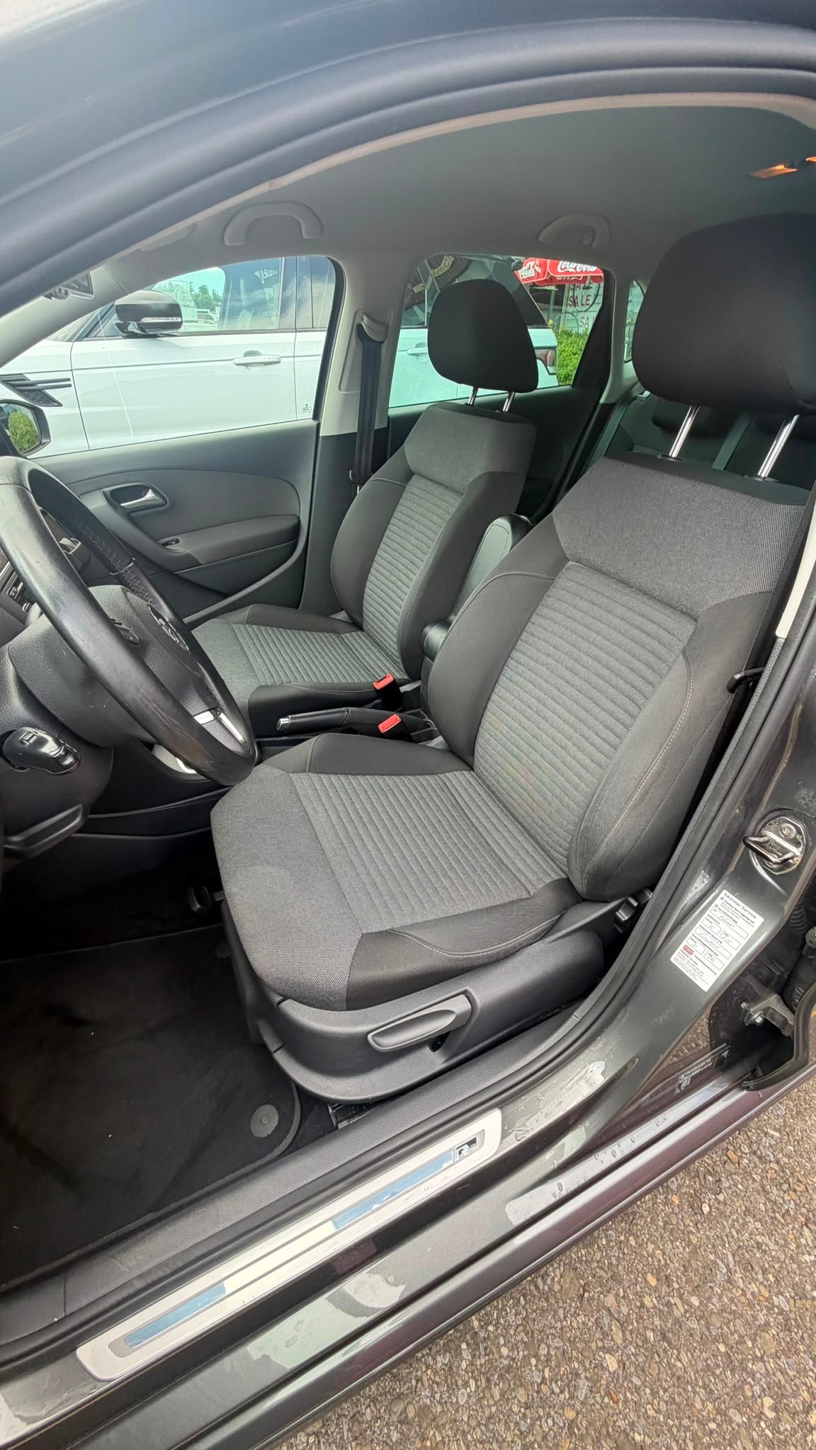 VW Polo 1.2 TSI R Design-image-13