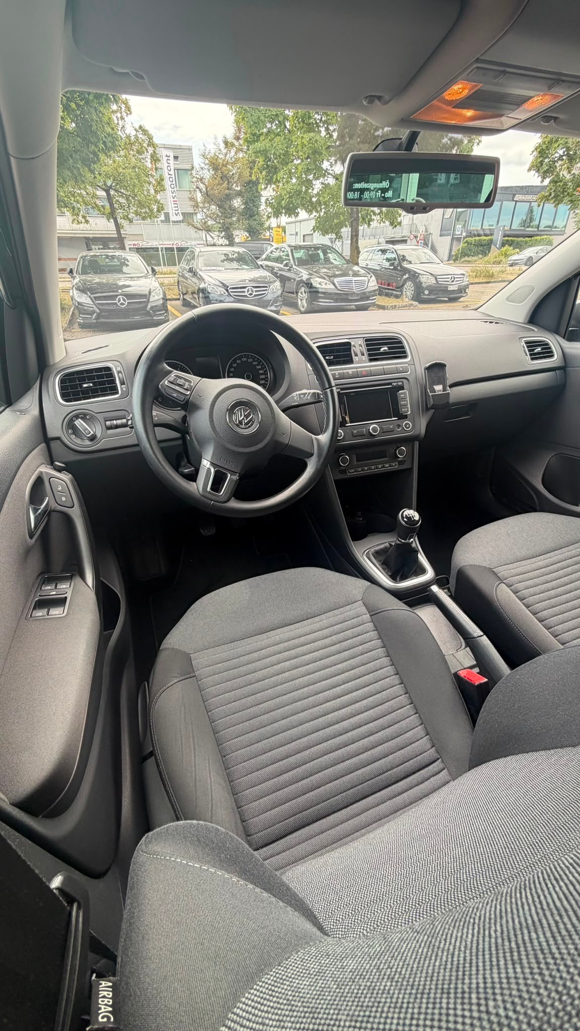 VW Polo 1.2 TSI R Design-image-12