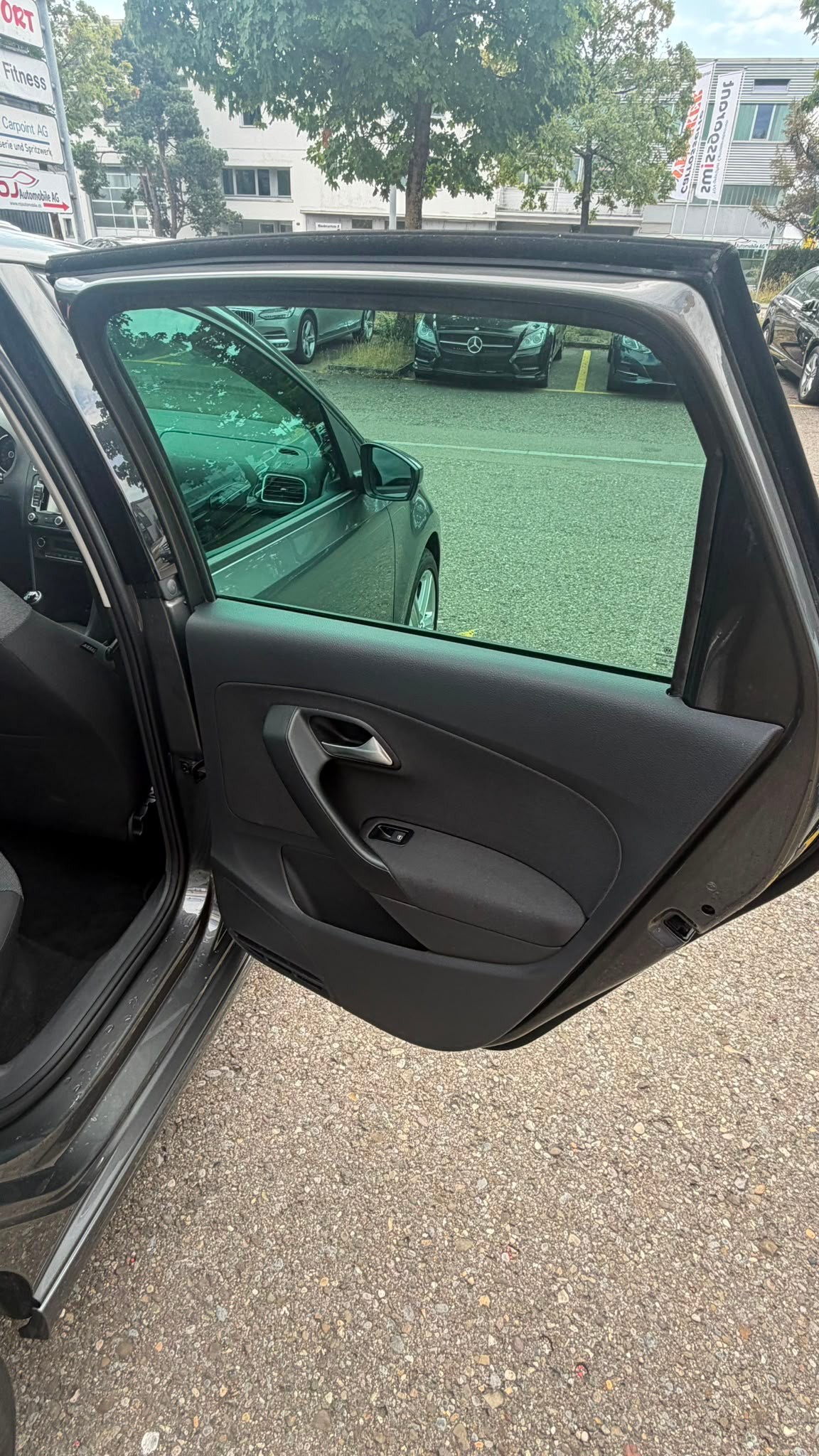 VW Polo 1.2 TSI R Design-image-11