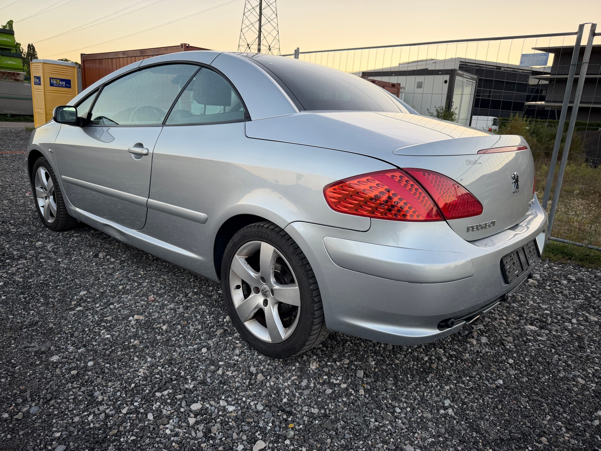 PEUGEOT 307 CC 2.0 16V Dynamic-image-5