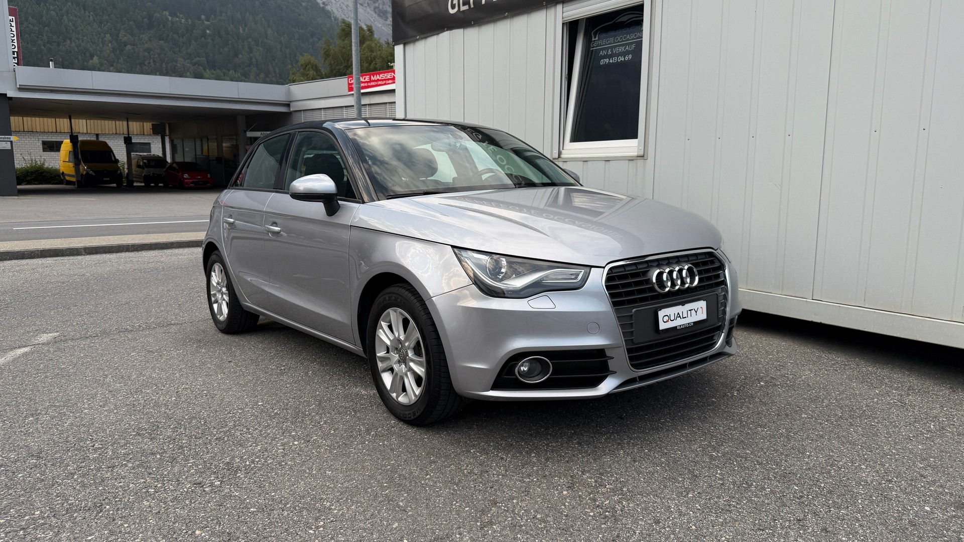 AUDI A1 Sportback 1.2 TFSI Attraction-image-1
