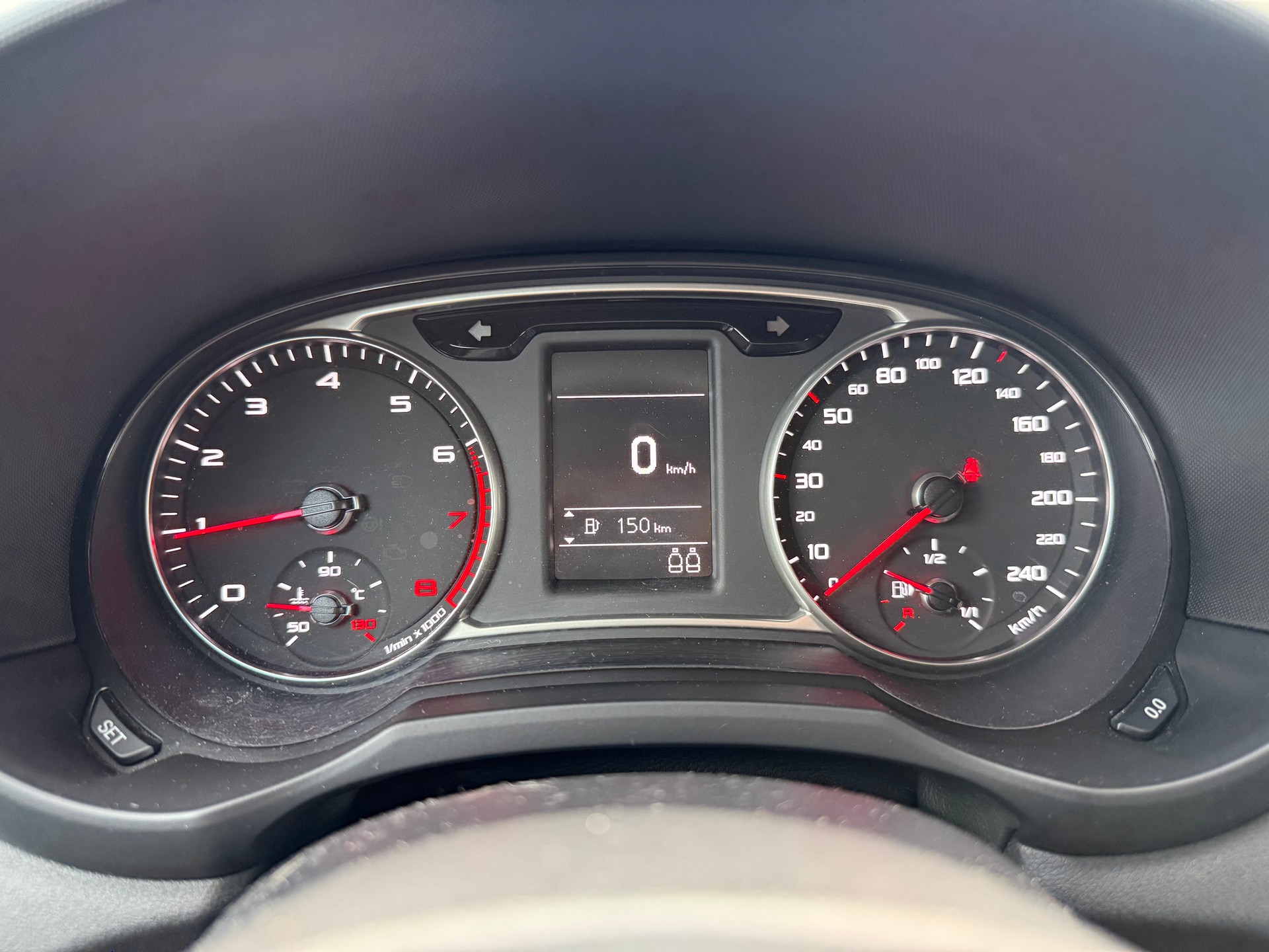 AUDI A1 Sportback 1.2 TFSI Attraction-image-22