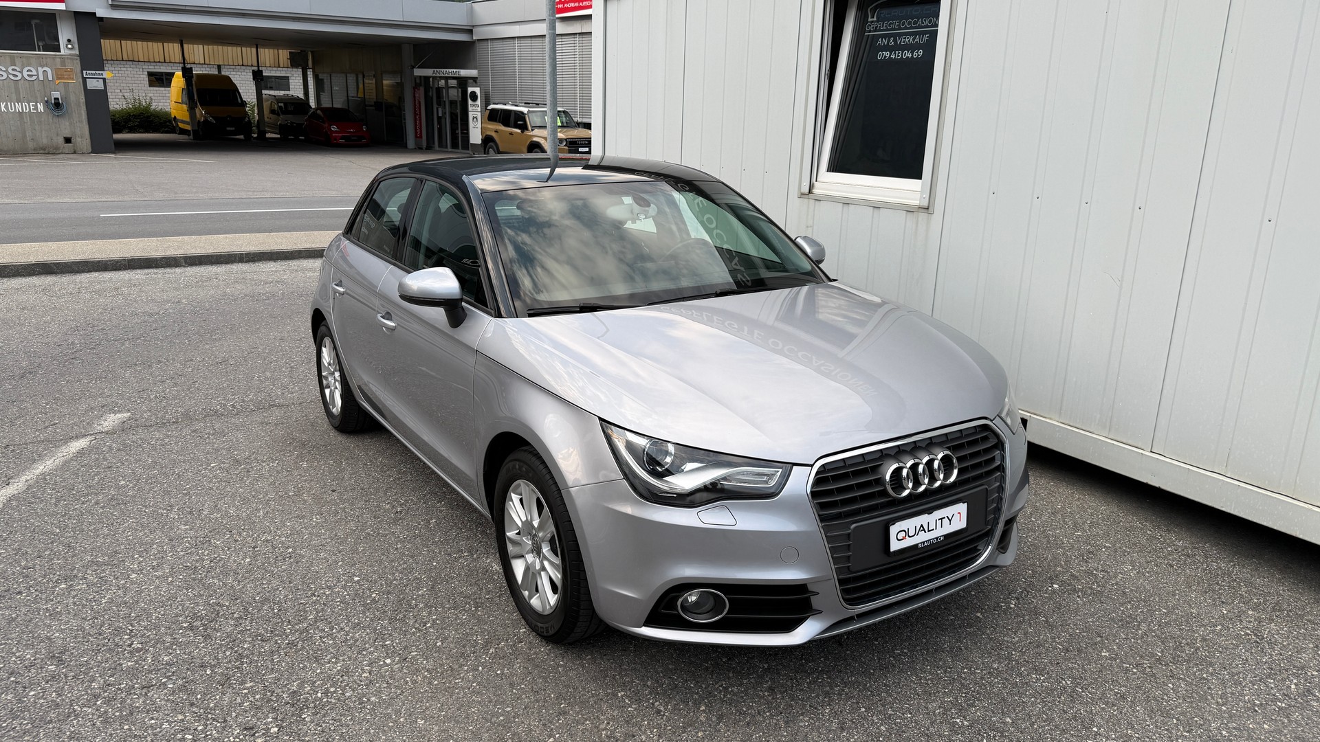 AUDI A1 Sportback 1.2 TFSI Attraction-image-0