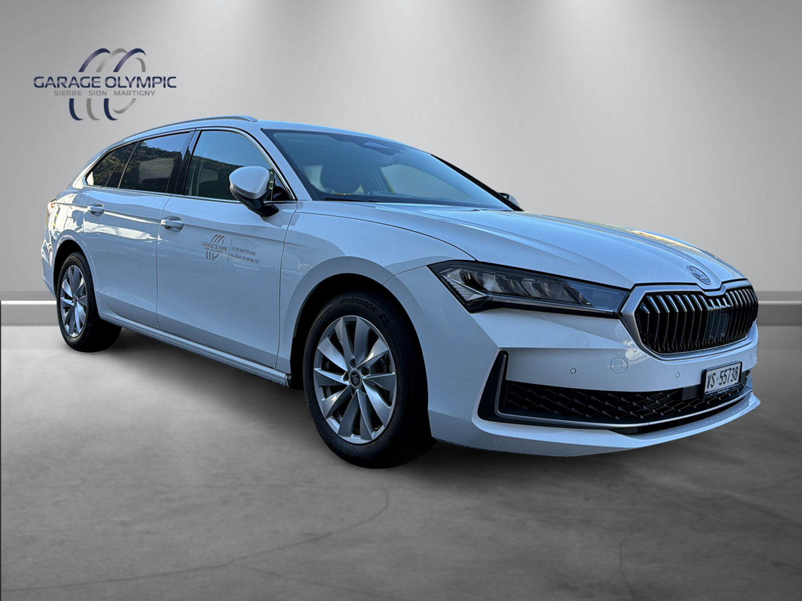 SKODA Superb Combi 2.0 TDi Selection 4x4 DSG-image-14
