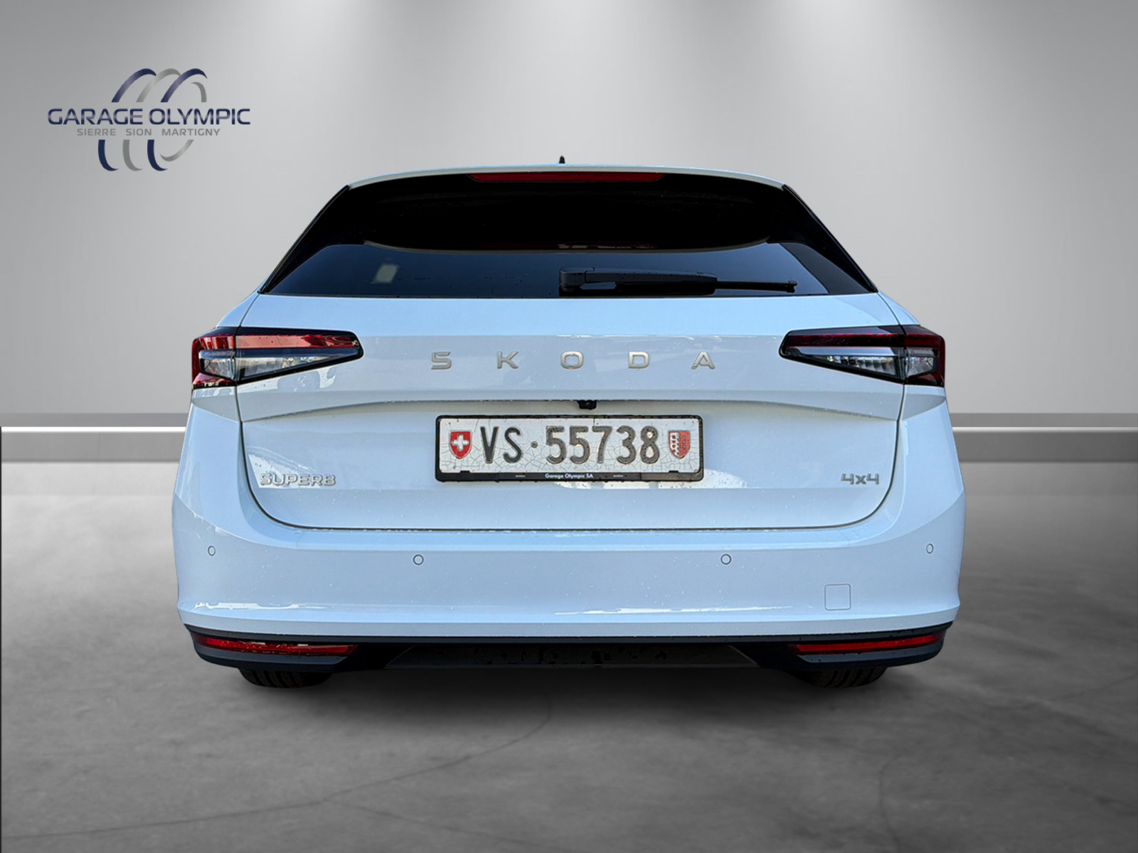 SKODA Superb Combi 2.0 TDi Selection 4x4 DSG-image-4