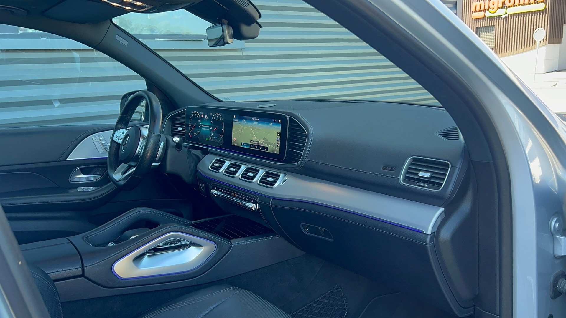 MERCEDES-BENZ GLE 450 4Matic AMG Line 9G-Tronic-image-7