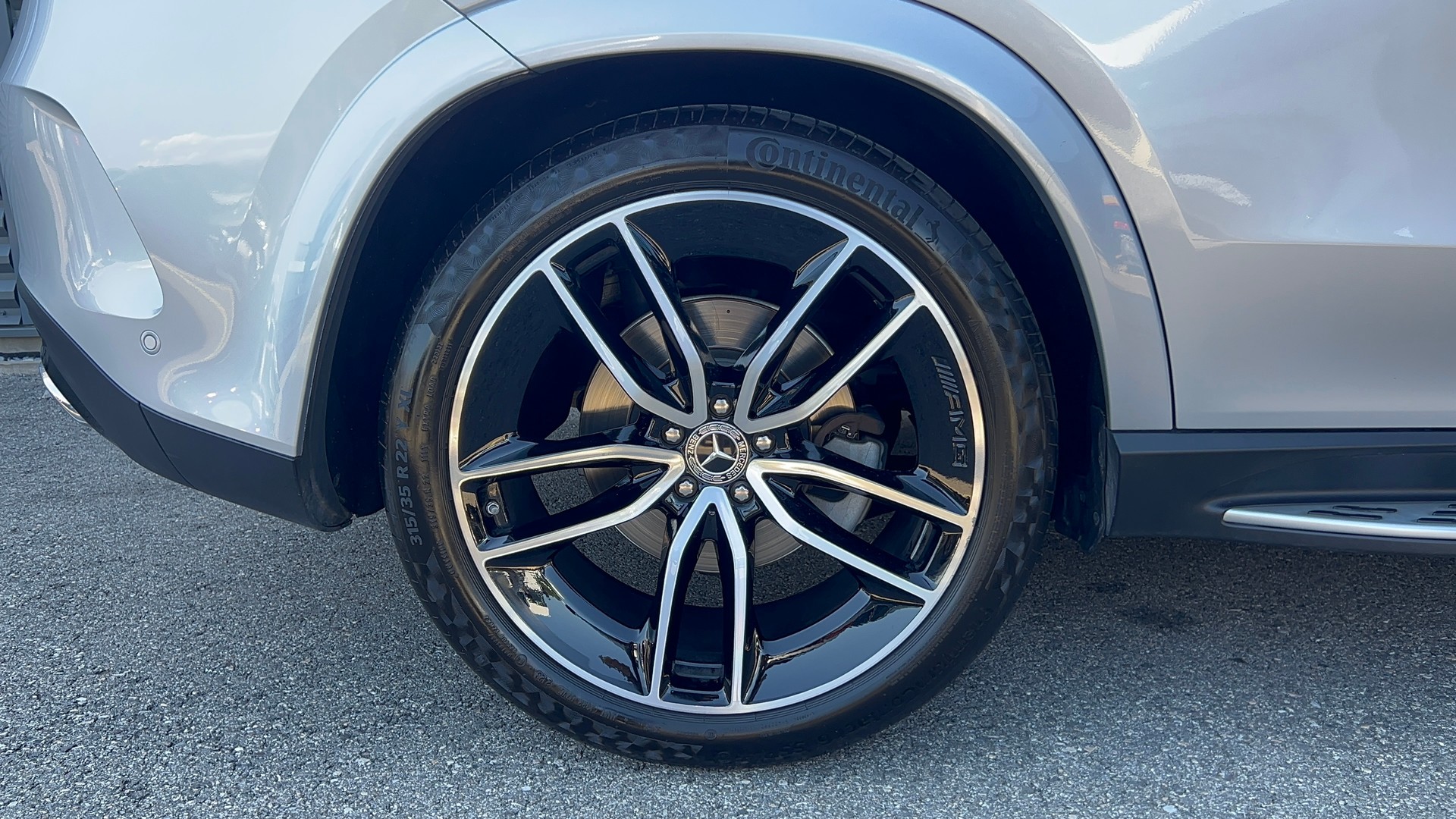 MERCEDES-BENZ GLE 450 4Matic AMG Line 9G-Tronic-image-15