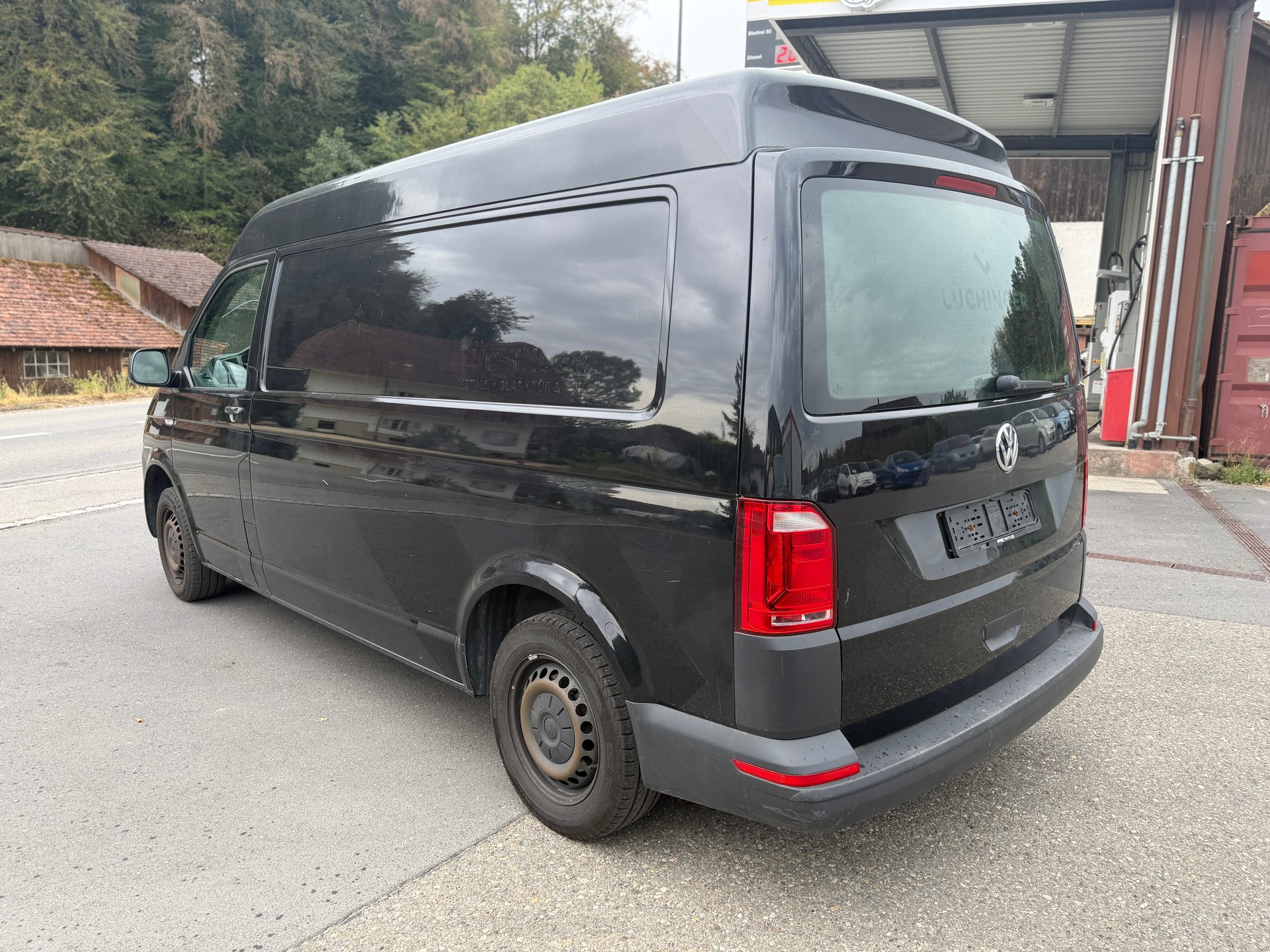 VW T6 2.0 TDI Entry-image-4