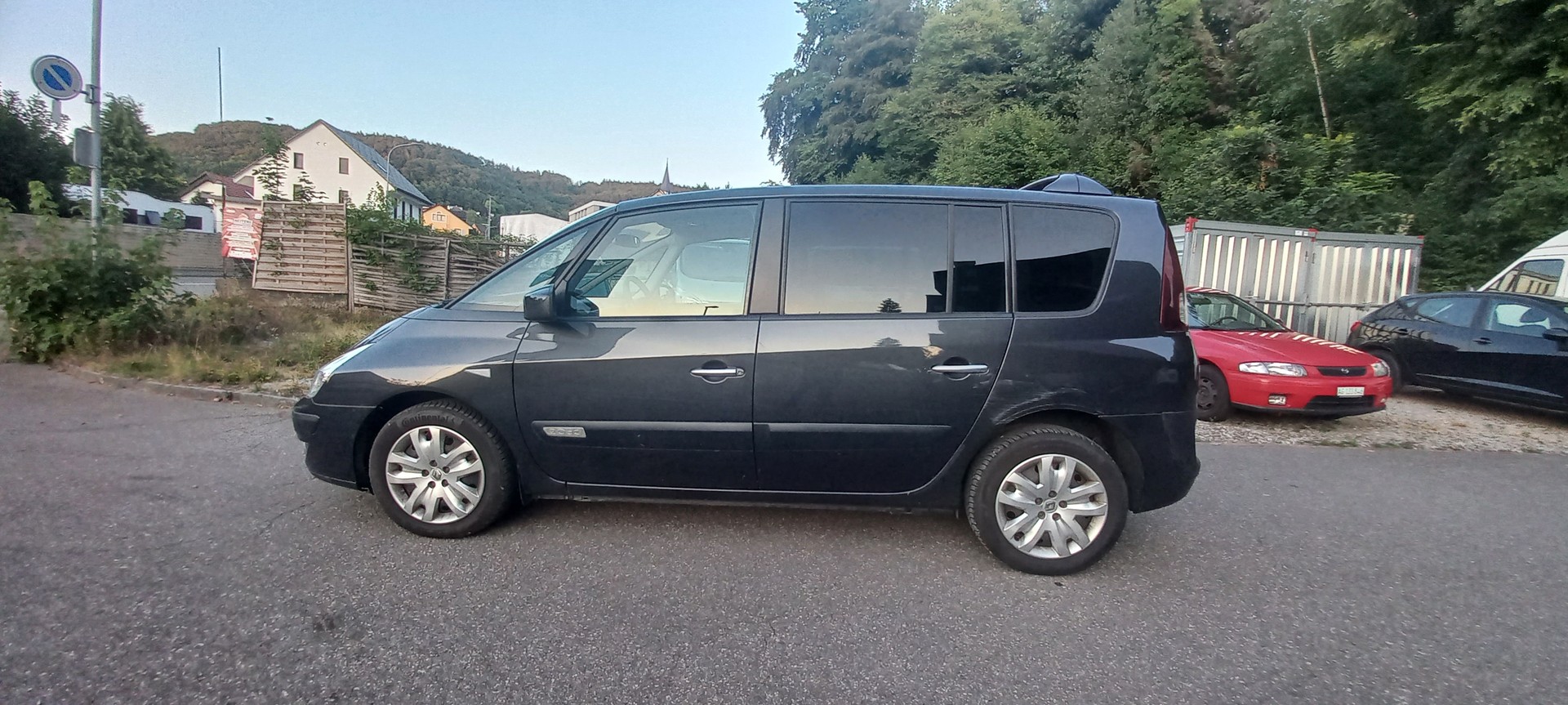 RENAULT Espace 2.0 dCi Swiss Edition-image-1