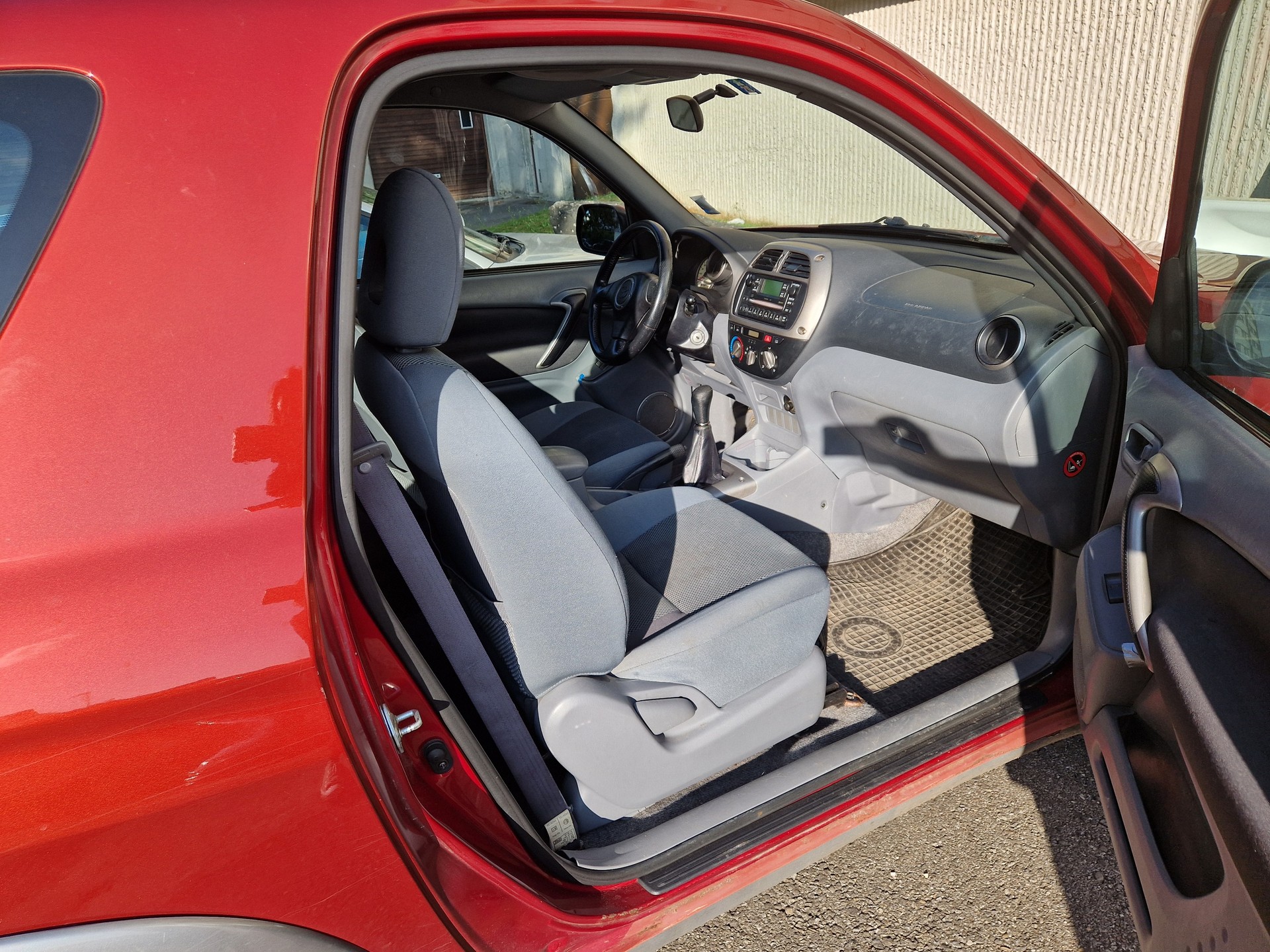 TOYOTA RAV-4 2.0 16V Linea Sol-image-8