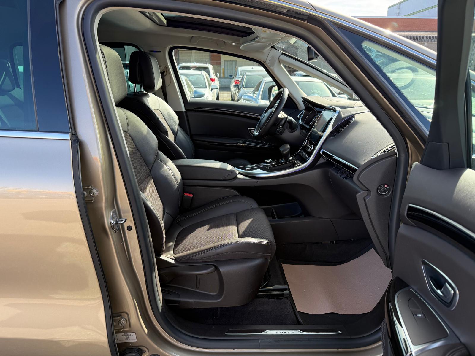 RENAULT Espace 1.6 dCi 160 Intens EDC-image-10
