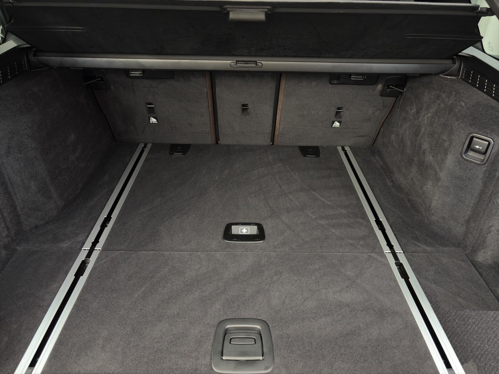 BMW 540d xDrive Touring M SPORT-image-22