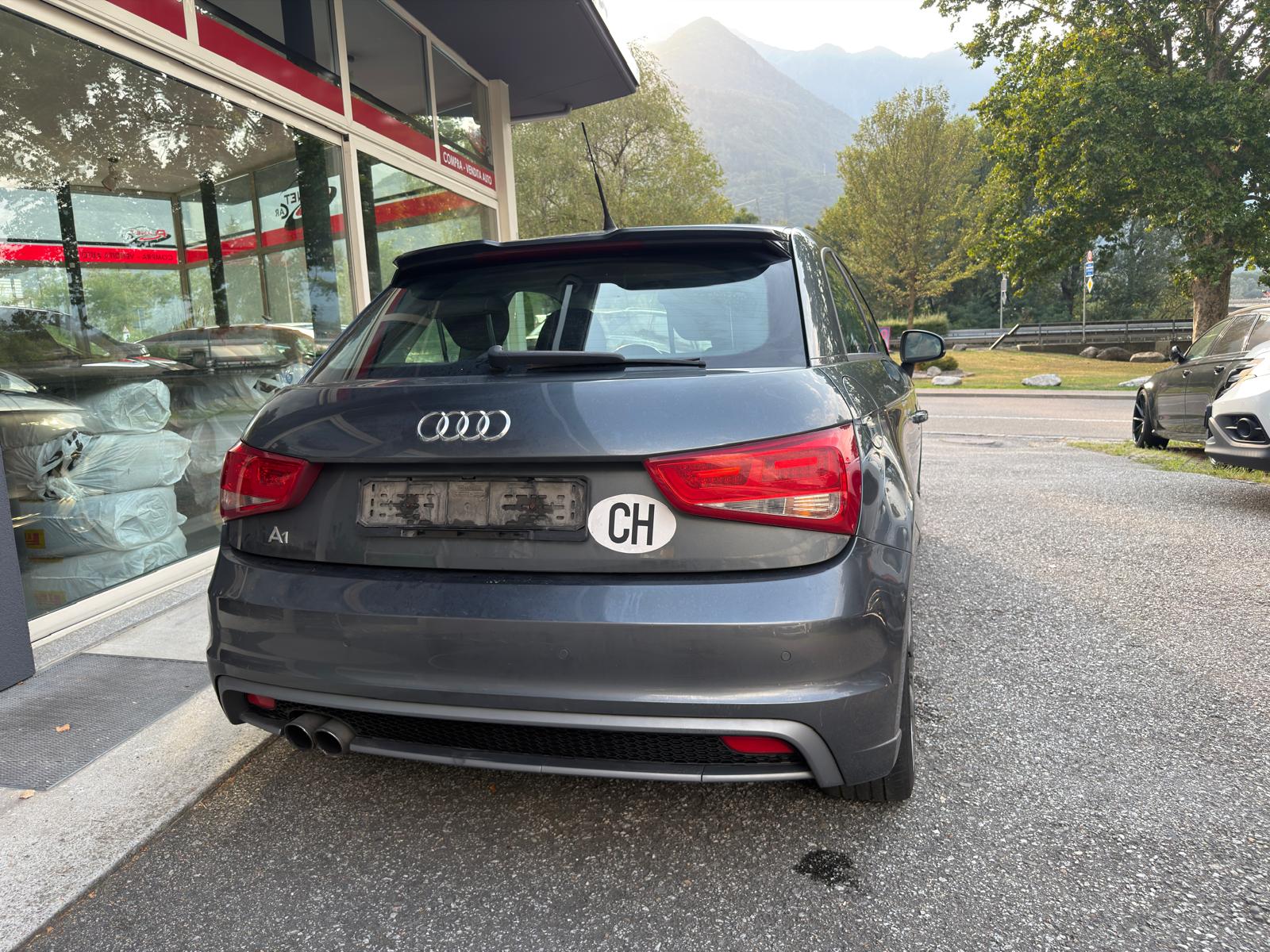 AUDI A1 1.4 TFSI Ambition S-tronic-image-8
