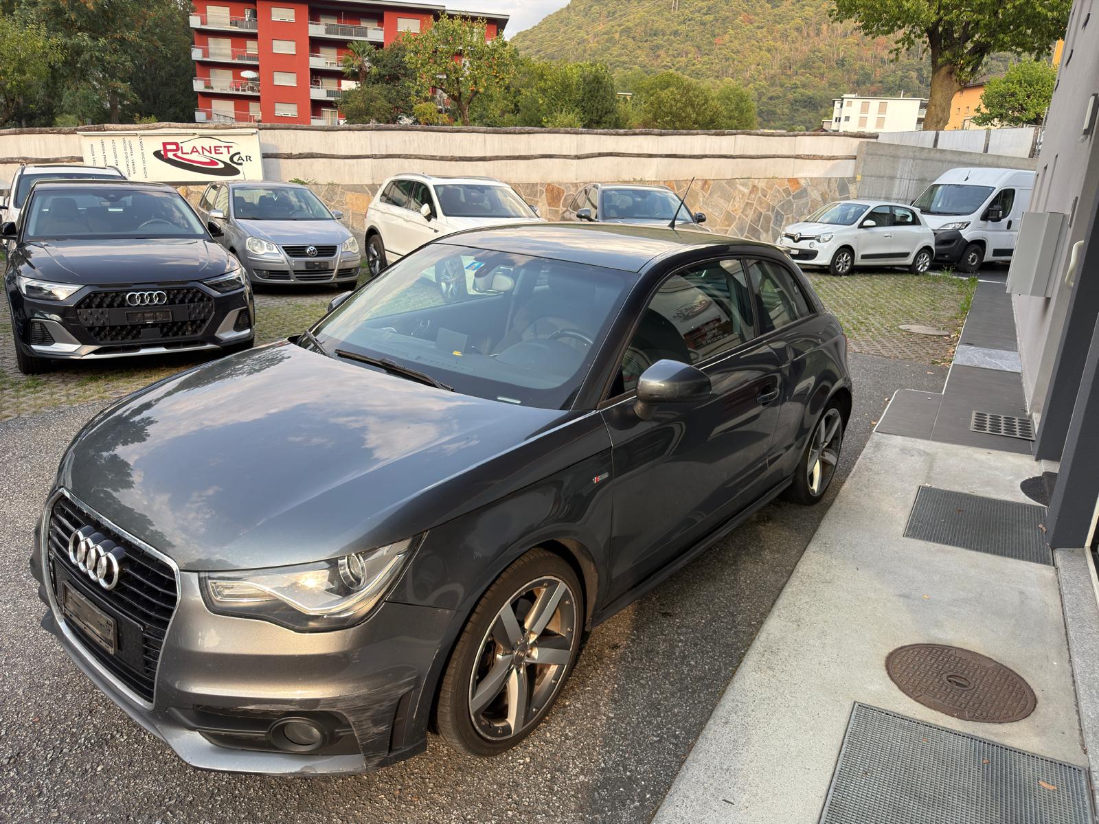AUDI A1 1.4 TFSI Ambition S-tronic-image-2