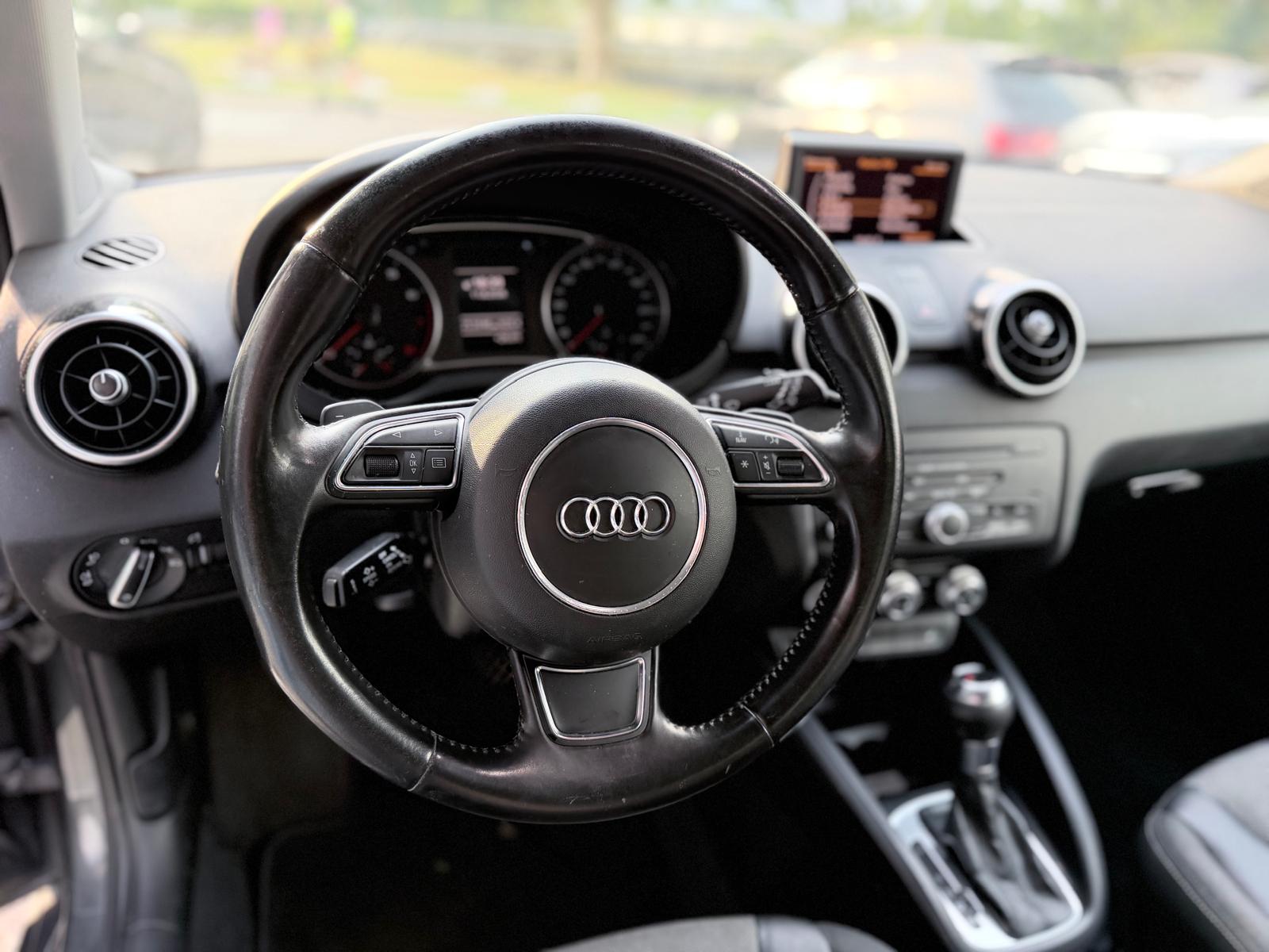 AUDI A1 1.4 TFSI Ambition S-tronic-image-16