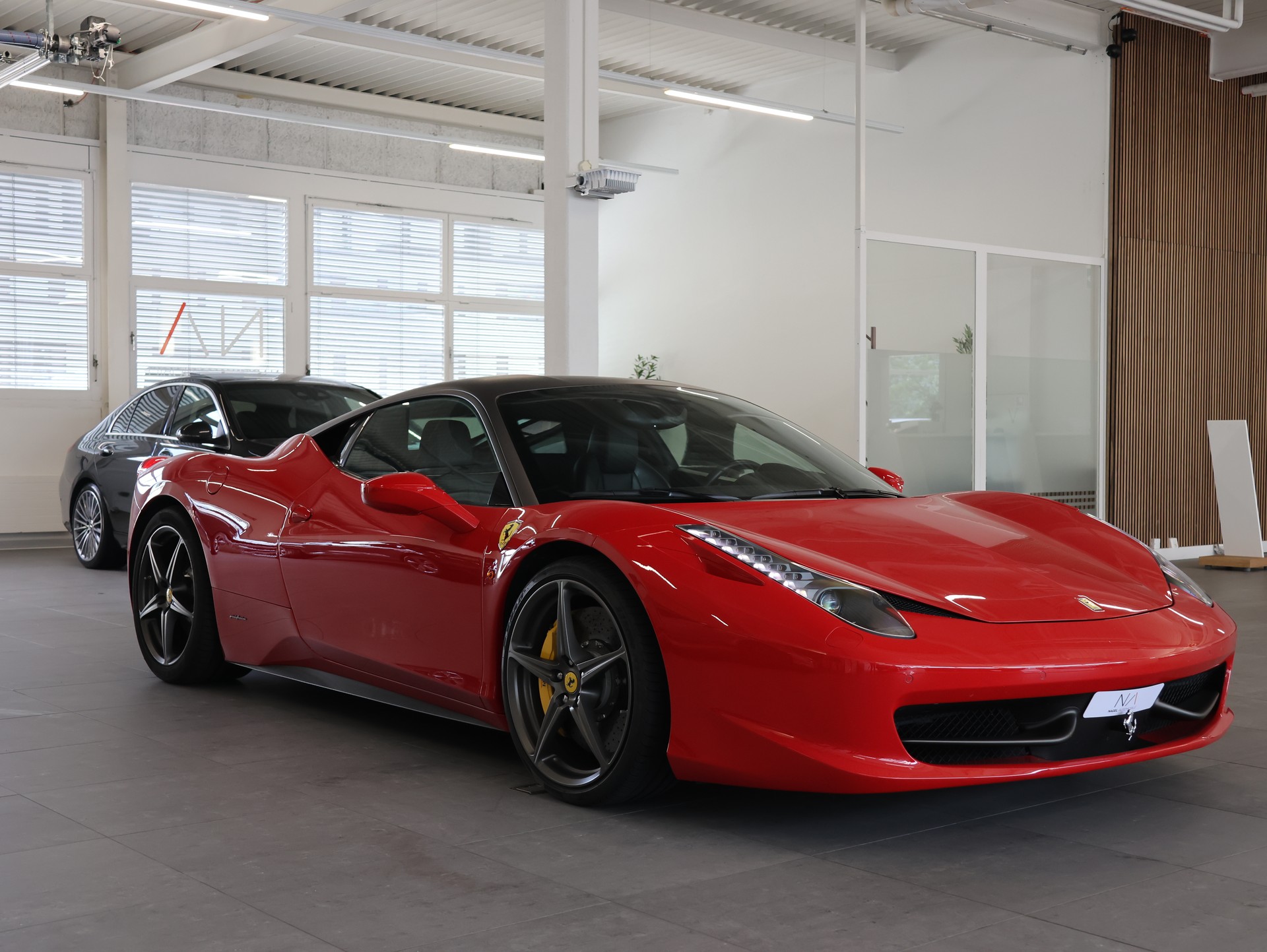 FERRARI 458 Italia 4.5 V8-image-1