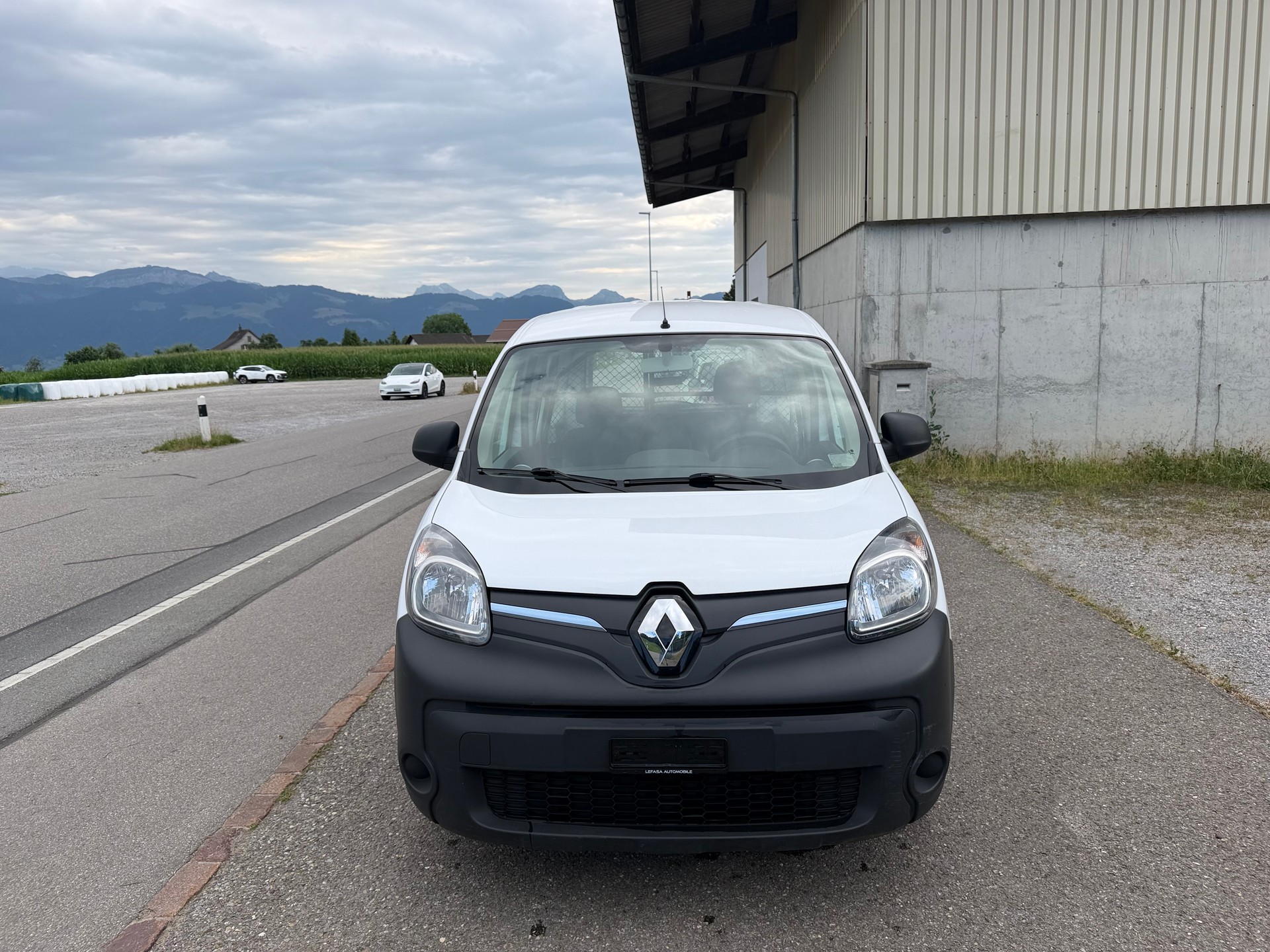 RENAULT Kangoo Z.E. Access-image-4