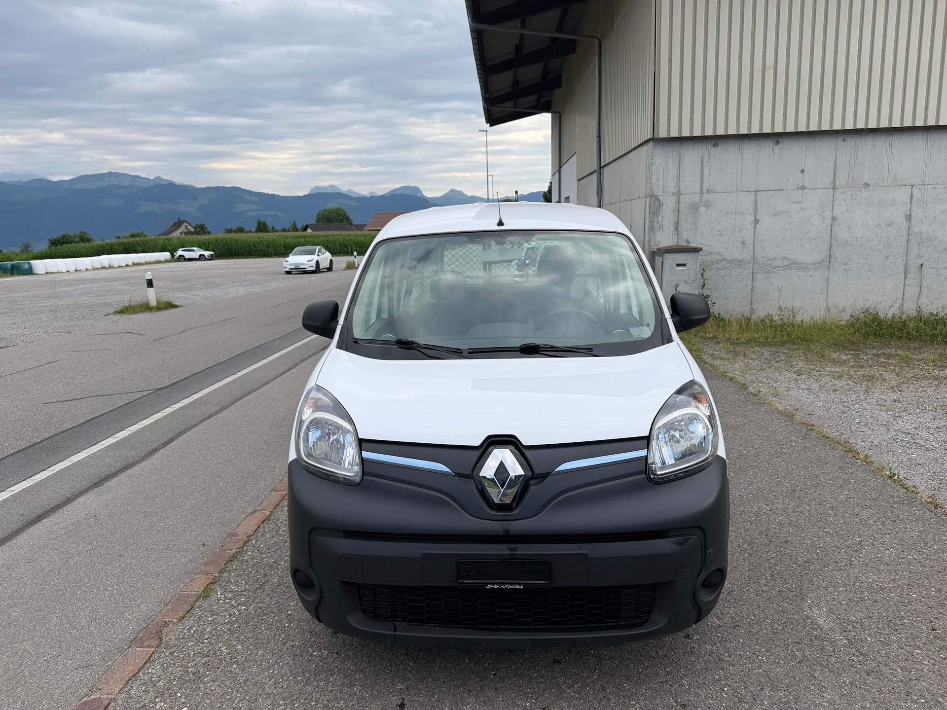 RENAULT Kangoo Z.E. Access-image-2
