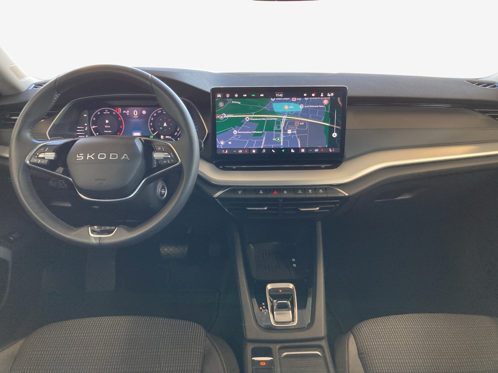 SKODA Octavia Combi 2.0 TDI DSG Selection-image-8