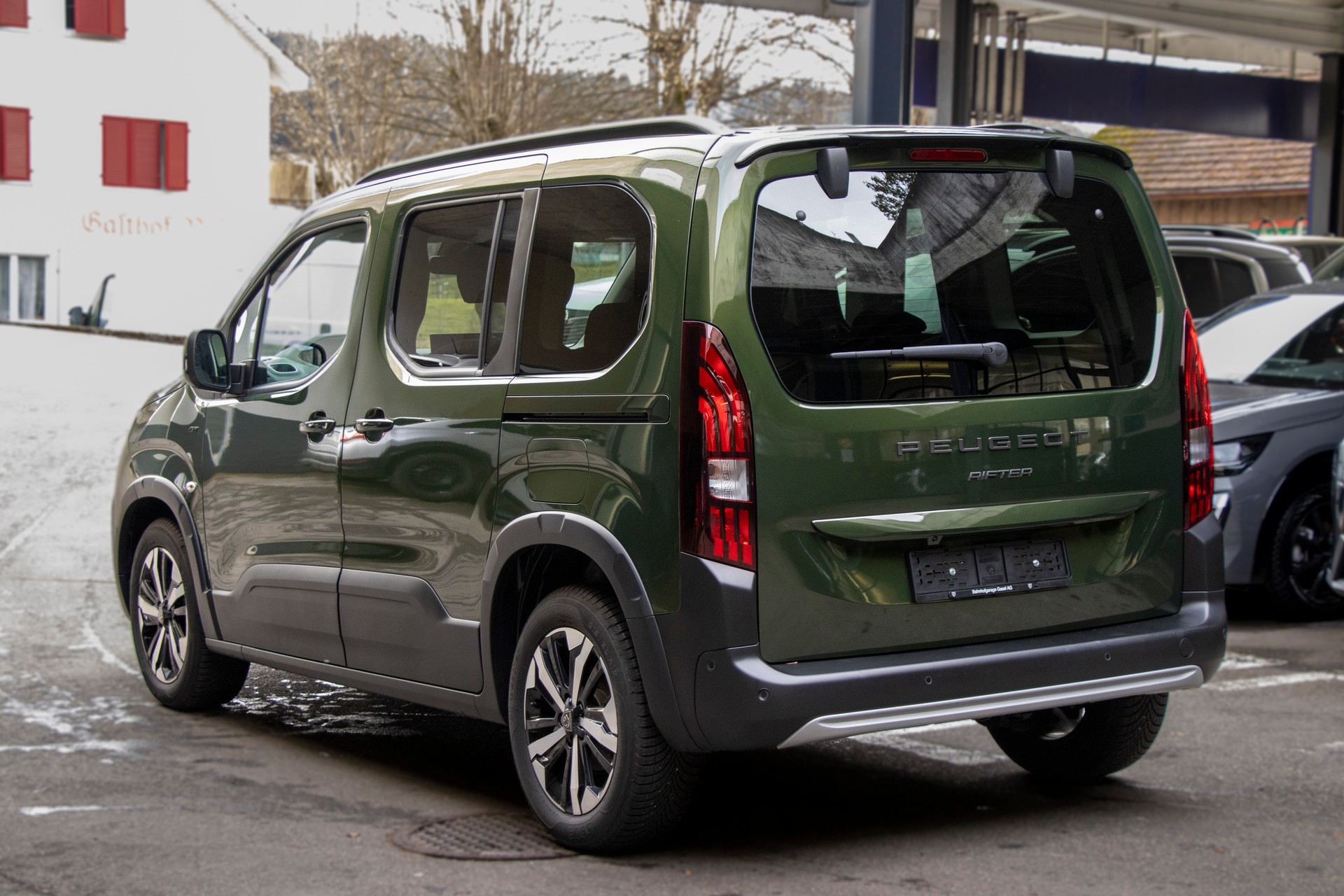 PEUGEOT Rifter 1.5 BlueHDi GT EAT8-showroom-element-1