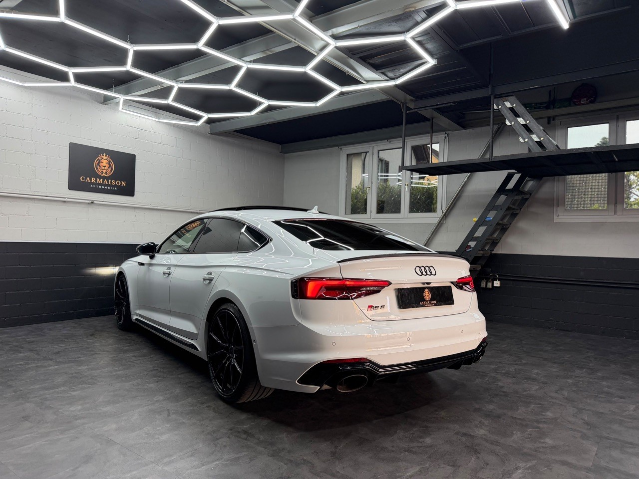 AUDI RS5 Sportback 2.9 TFSI quattro | Panoramadach | Bang&Olufsen | 360° Kamera | Head-Up | CH-Auto-image-6