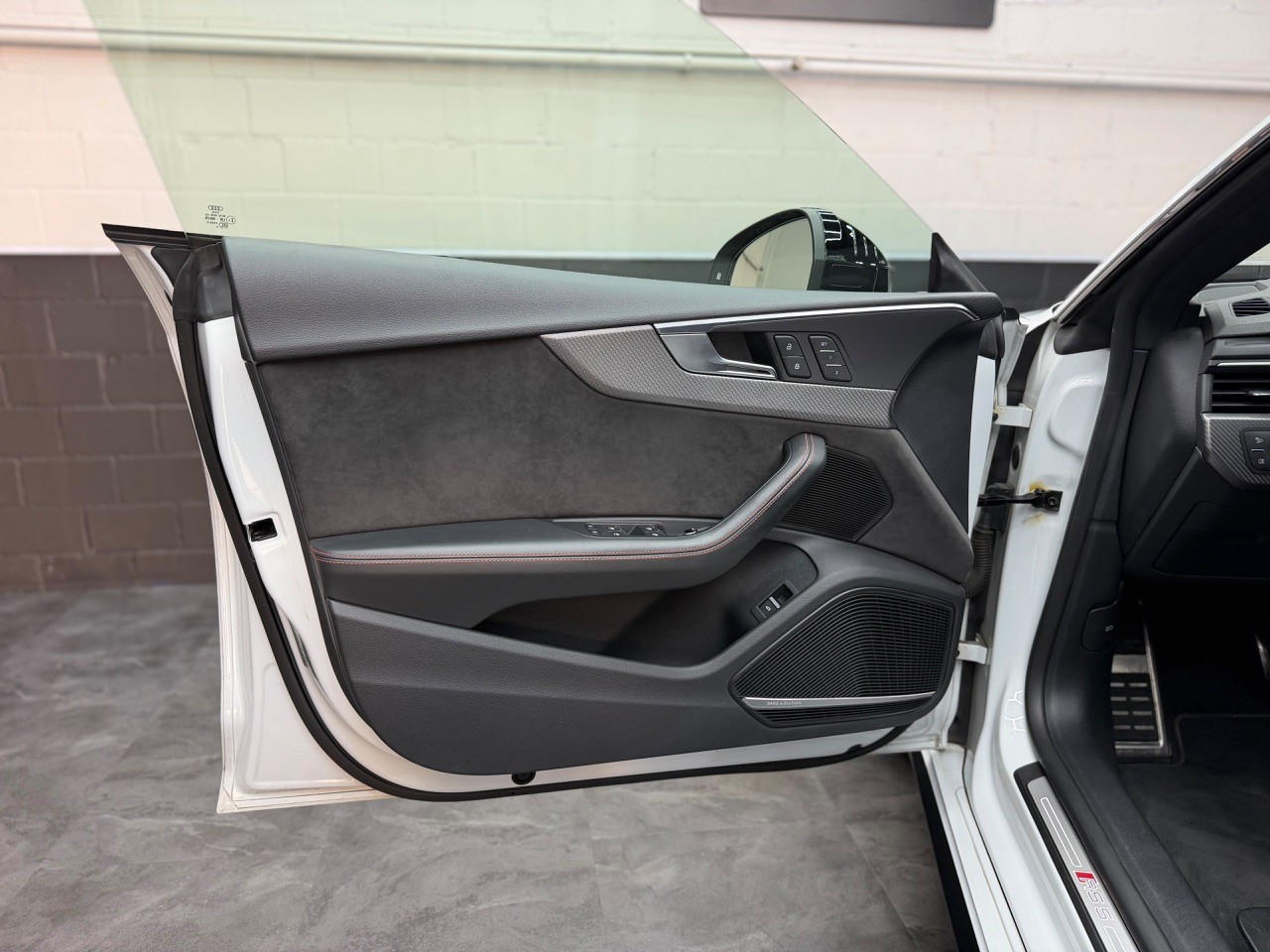 AUDI RS5 Sportback 2.9 TFSI quattro | Panoramadach | Bang&Olufsen | 360° Kamera | Head-Up | CH-Auto-image-10