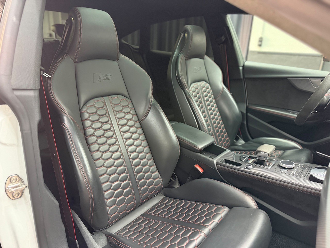 AUDI RS5 Sportback 2.9 TFSI quattro | Panoramadach | Bang&Olufsen | 360° Kamera | Head-Up | CH-Auto-image-16
