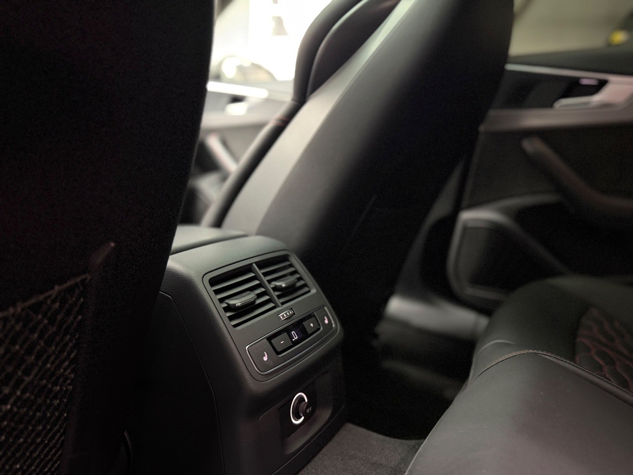 AUDI RS5 Sportback 2.9 TFSI quattro | Panoramadach | Bang&Olufsen | 360° Kamera | Head-Up | CH-Auto-image-18