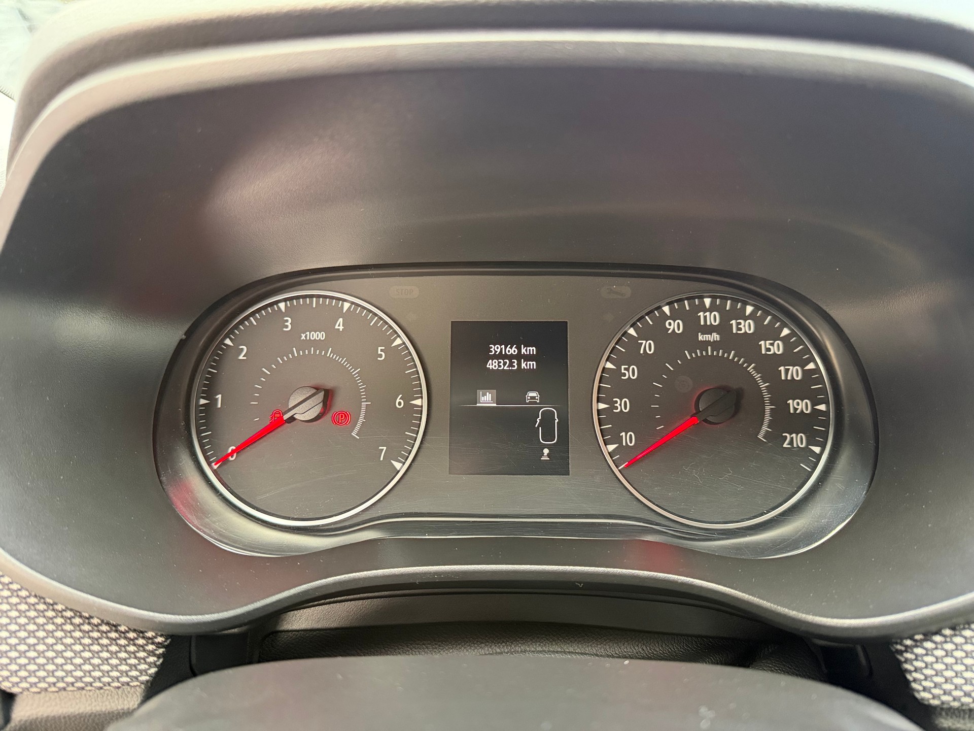 DACIA Sandero Stepway TCe 90 Comfort-image-8