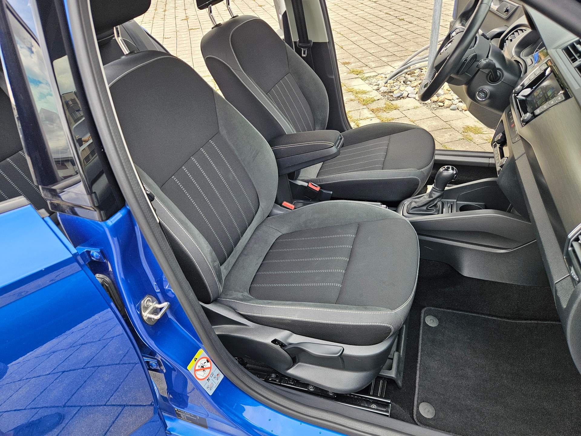 SKODA Fabia 1.0 TSI Style DSG-image-13