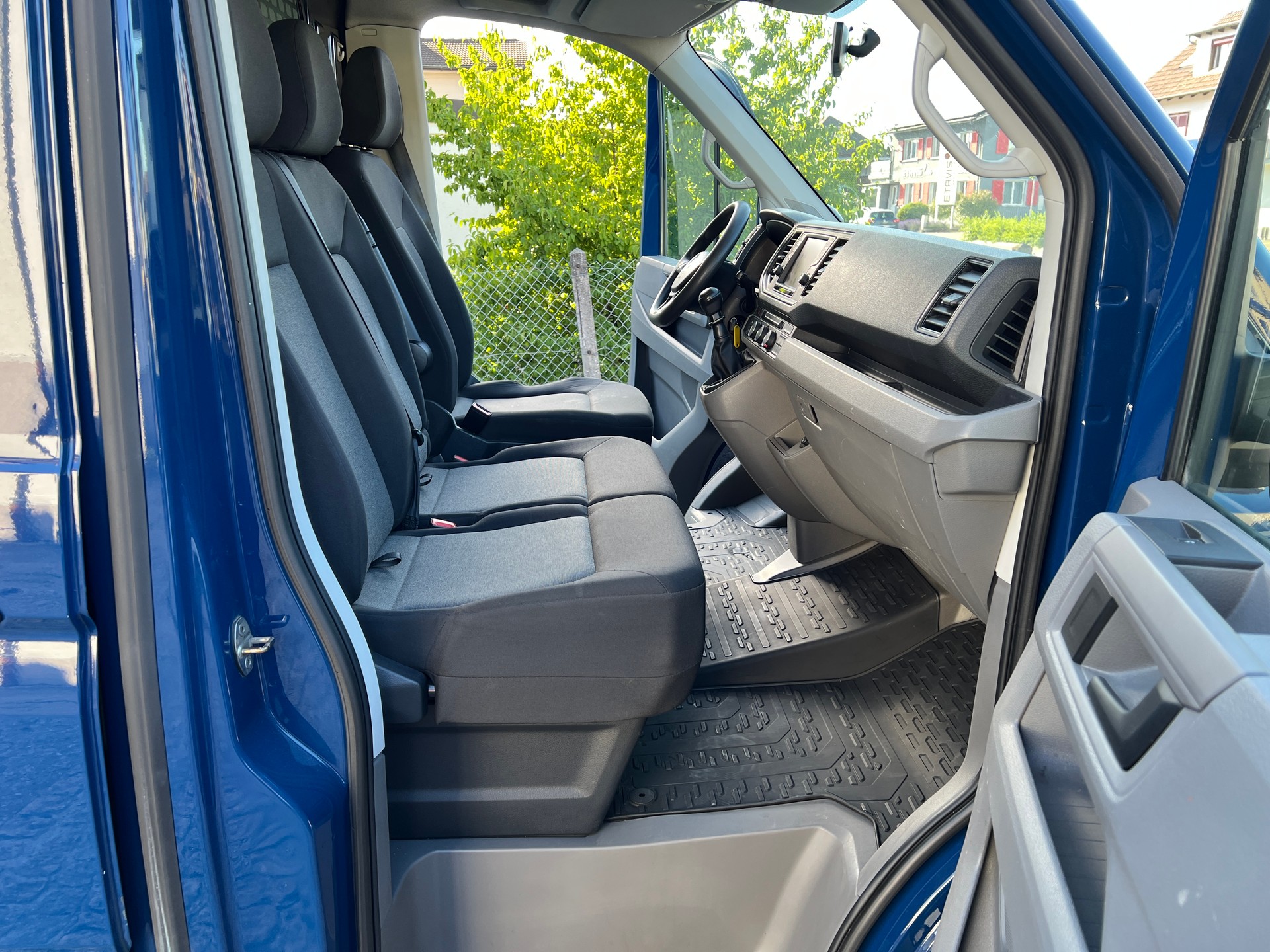 VW Crafter 35 2.0 BiTDI Entry L3-image-9