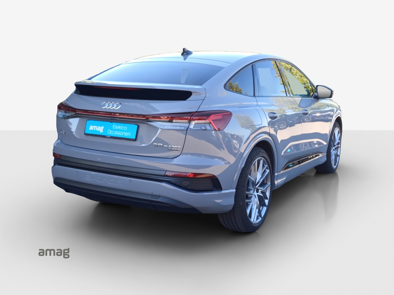 AUDI Q4 Sportback e-tron 50 quattro-image-4