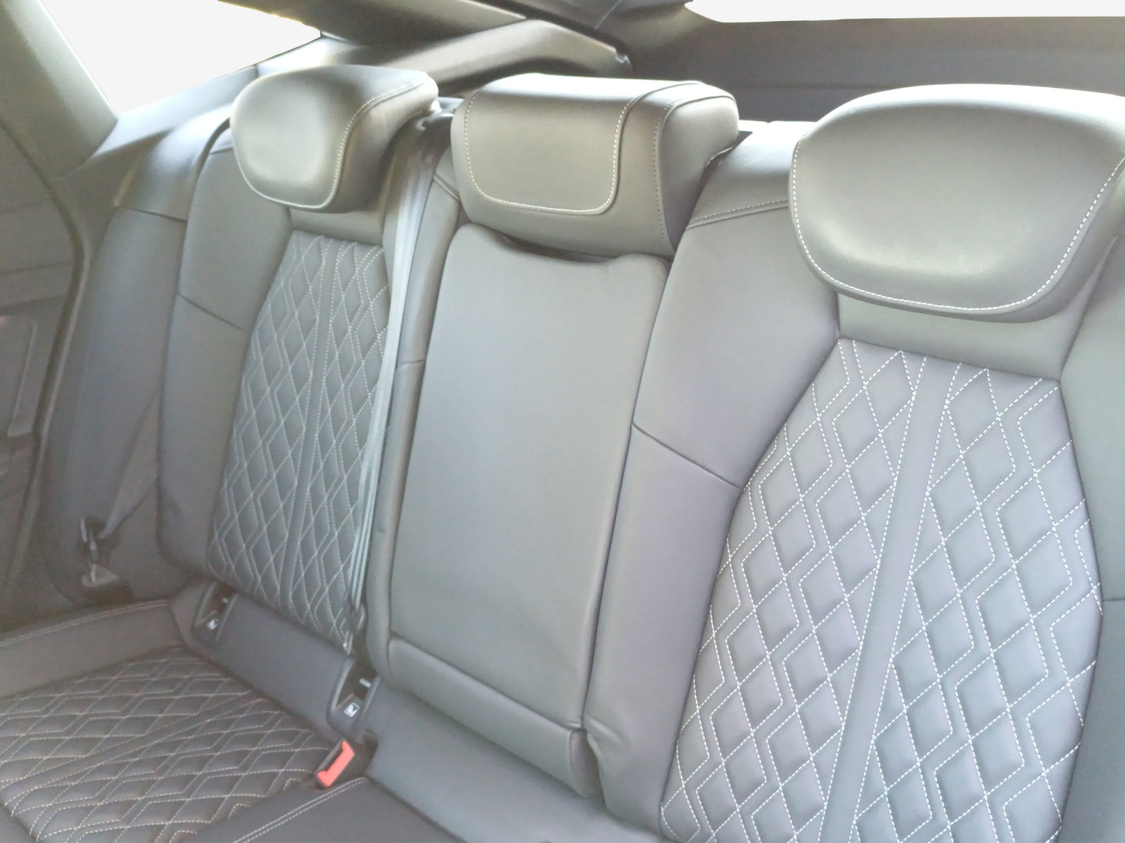 AUDI Q4 Sportback e-tron 50 quattro-image-11