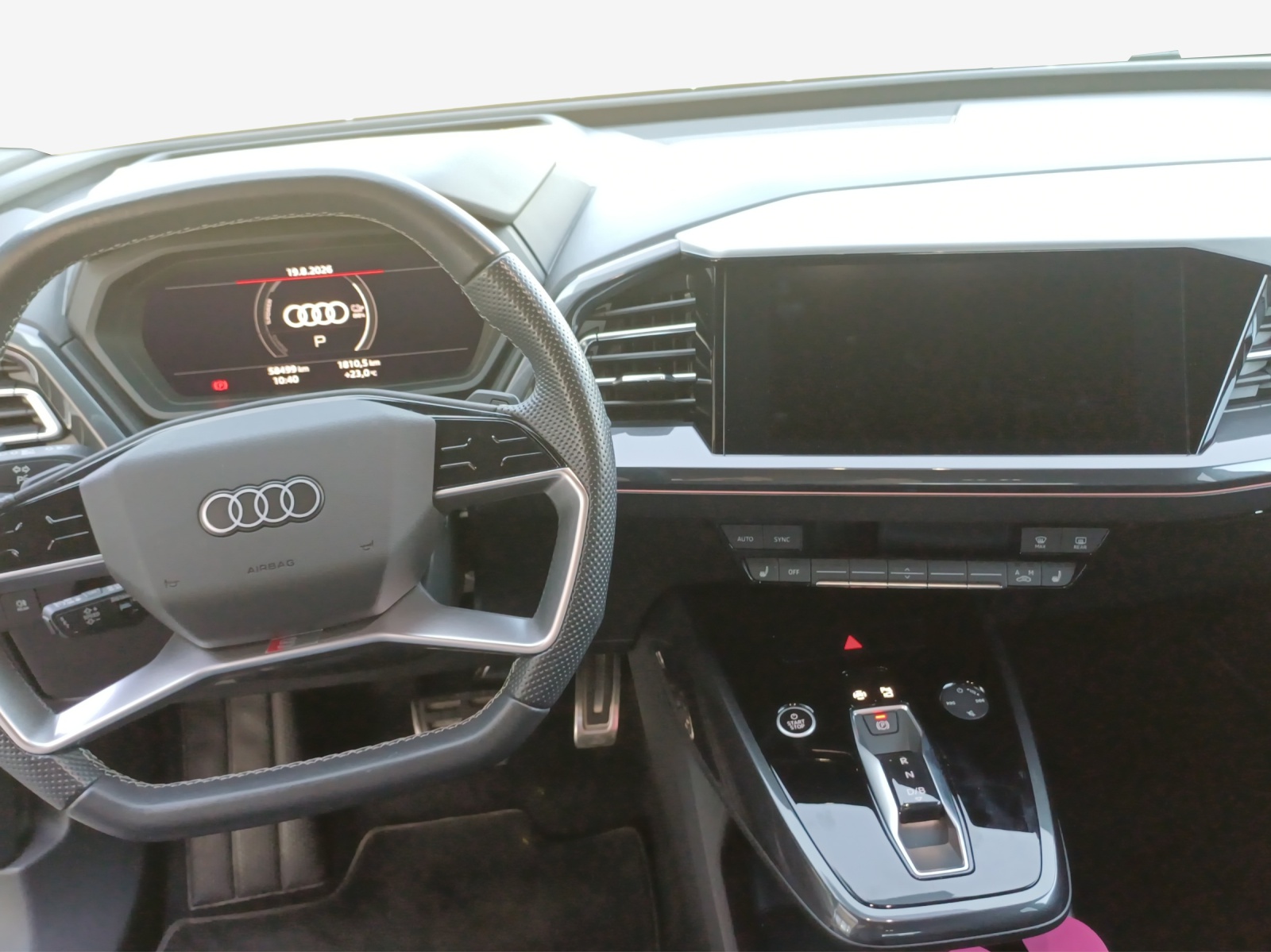 AUDI Q4 Sportback e-tron 50 quattro-image-8