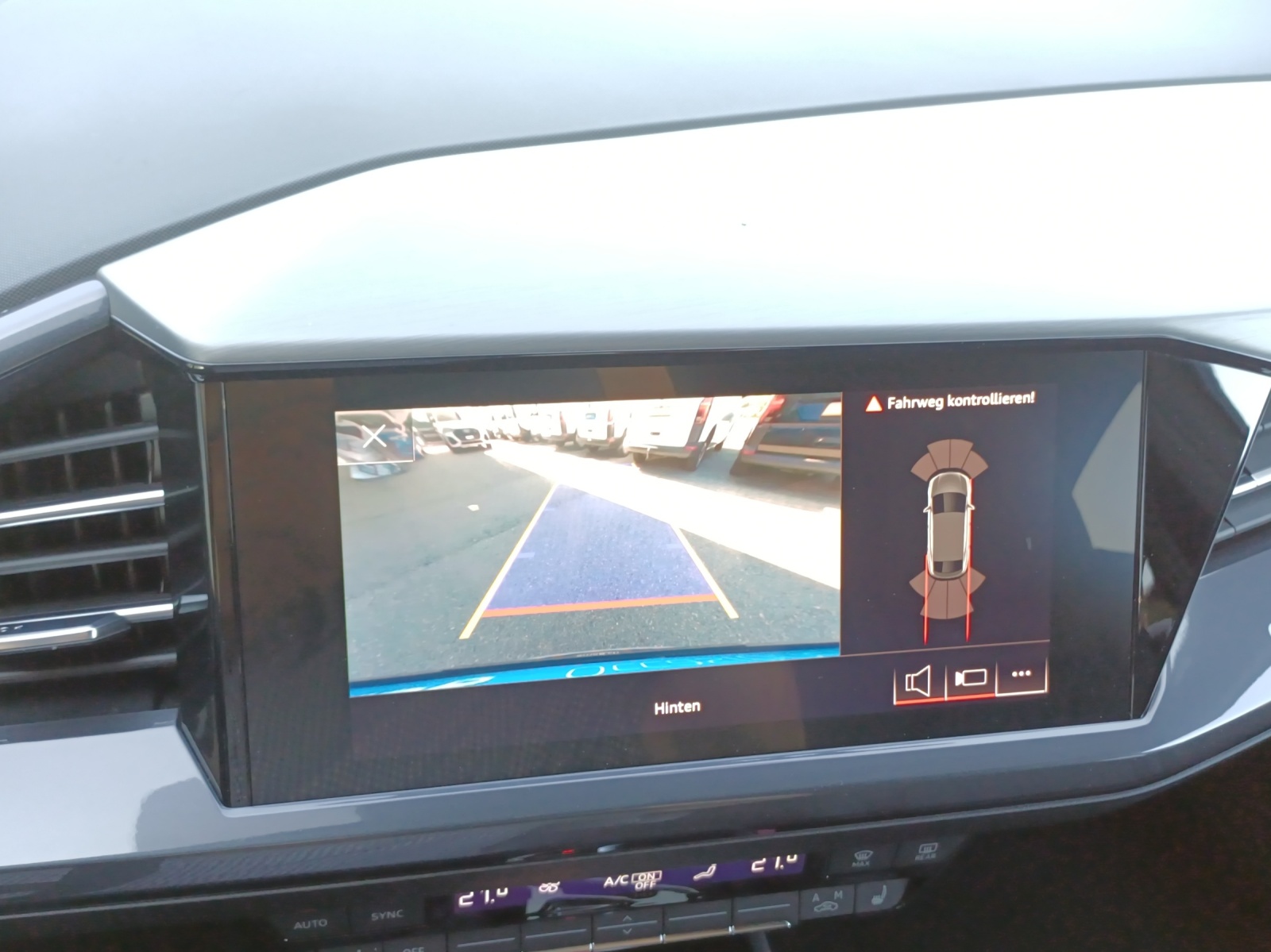 AUDI Q4 Sportback e-tron 50 quattro-image-15