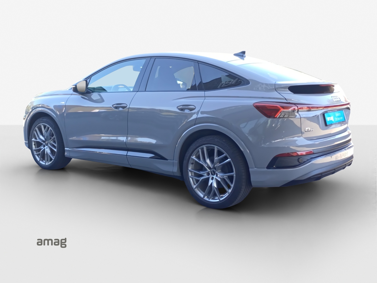 AUDI Q4 Sportback e-tron 50 quattro-image-2