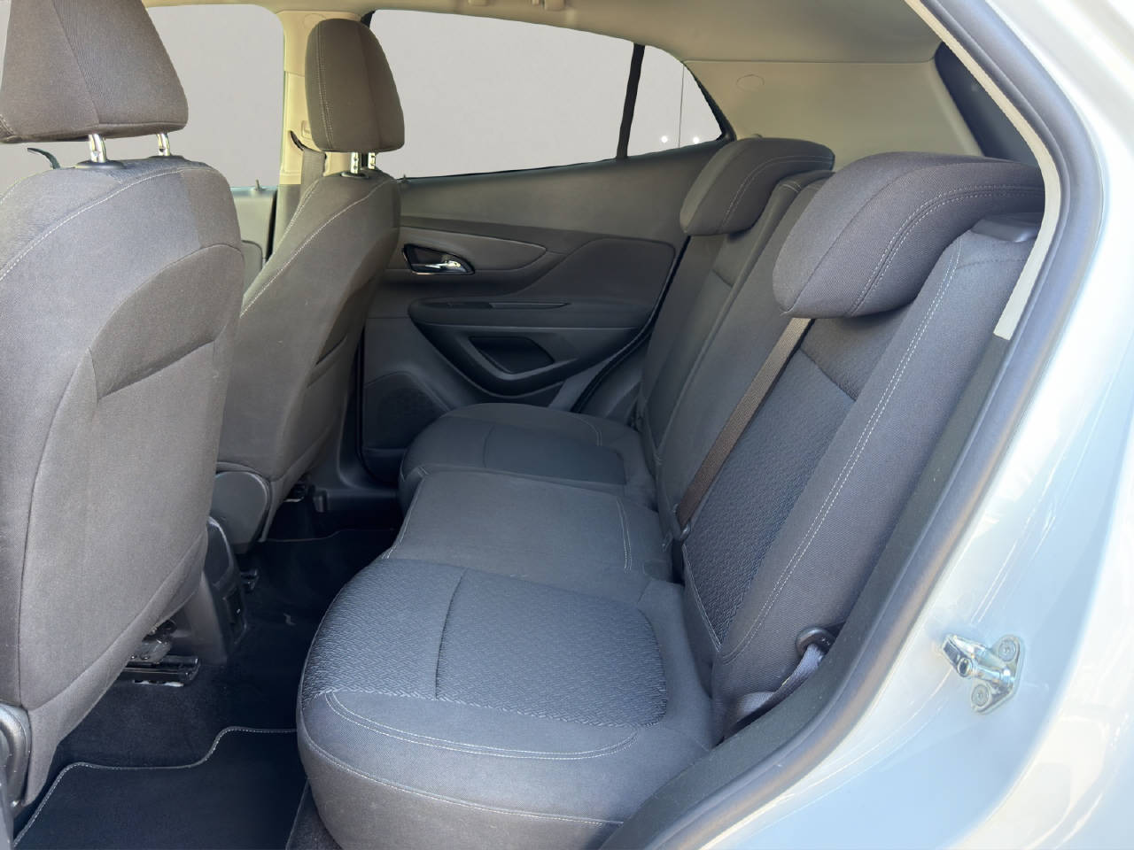 OPEL Mokka X 1.4T 4x4 Black Edition-image-9