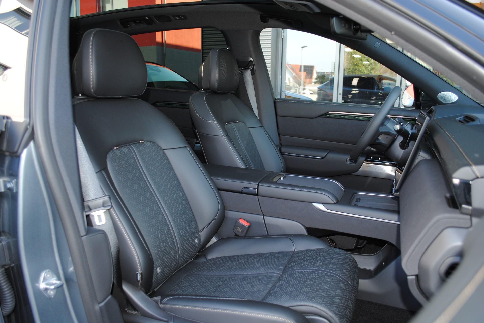 ZEEKR 7X 100kWh Privilege AWD-image-13