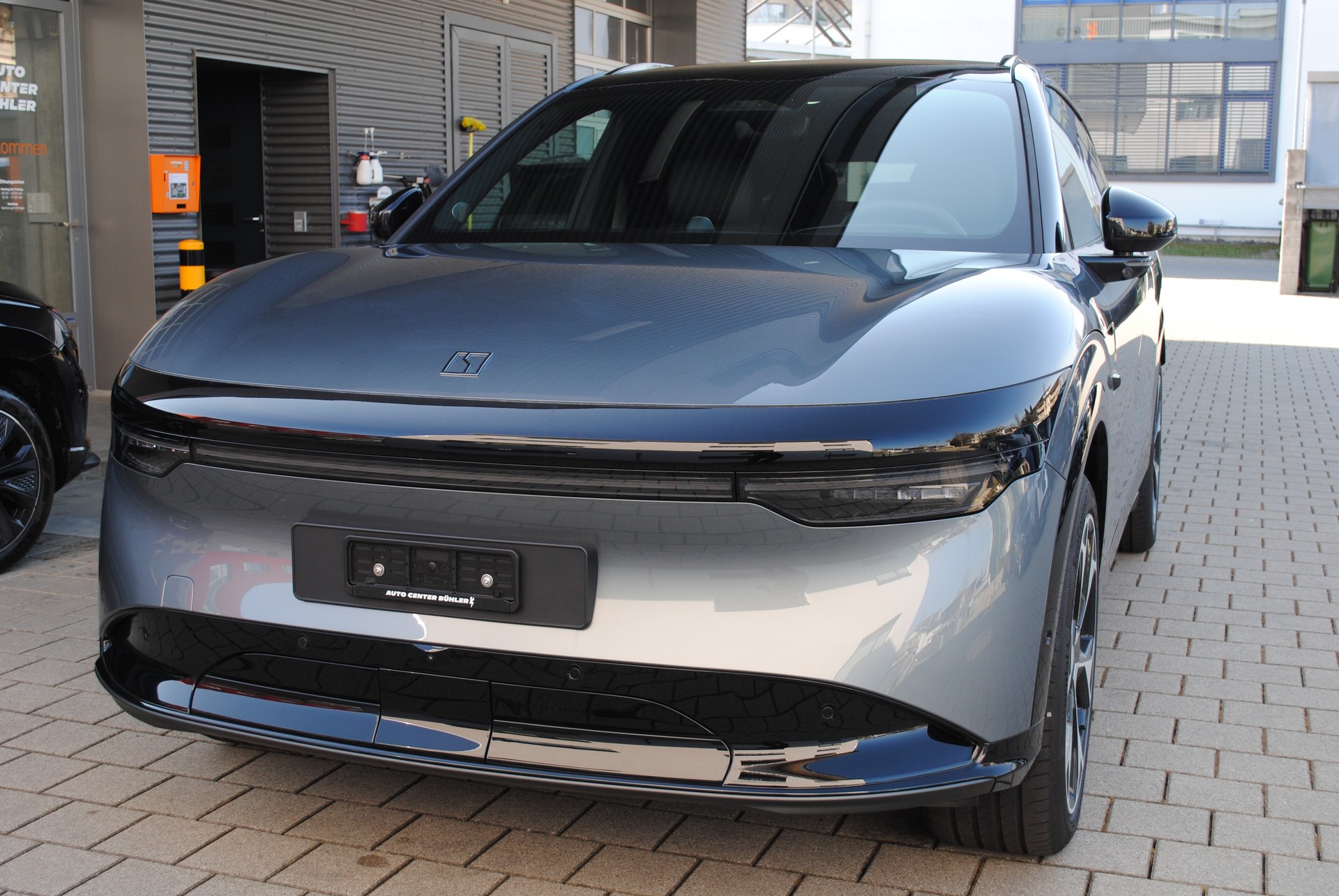 ZEEKR 7X 100kWh Privilege AWD-showroom-element-1