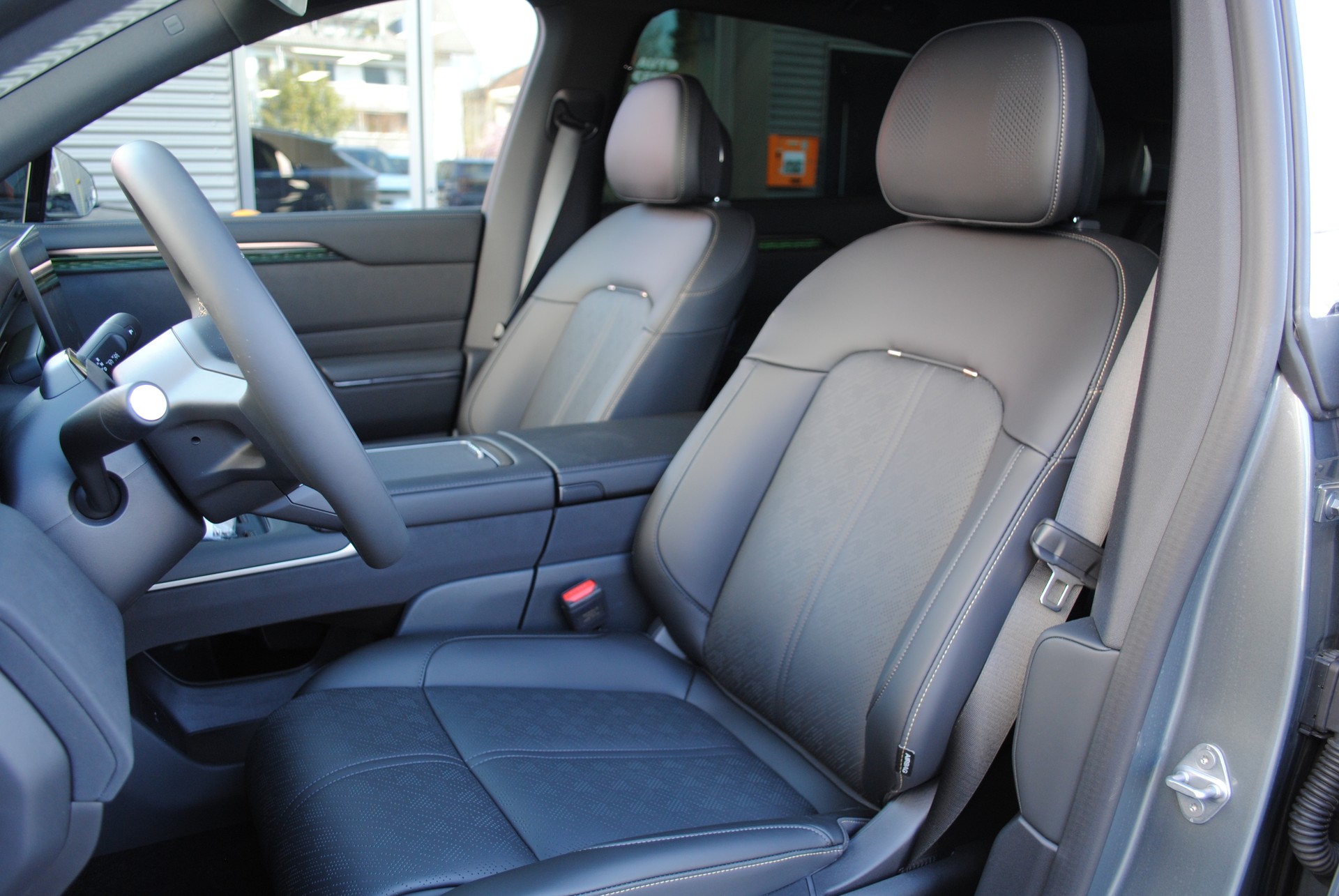ZEEKR 7X 100kWh Privilege AWD-image-9