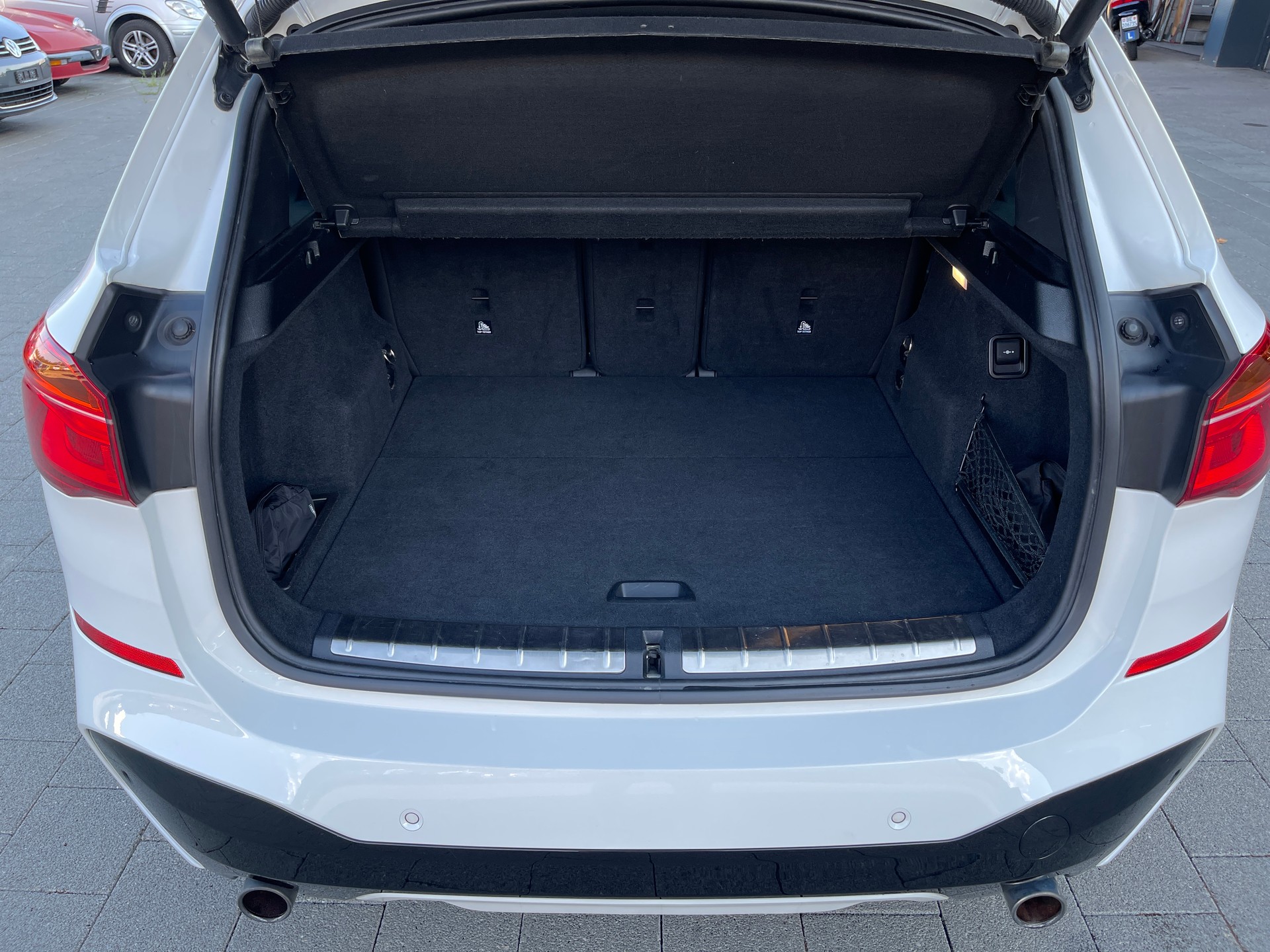 BMW X1 xDrive 25d M Sport Steptronic-image-14