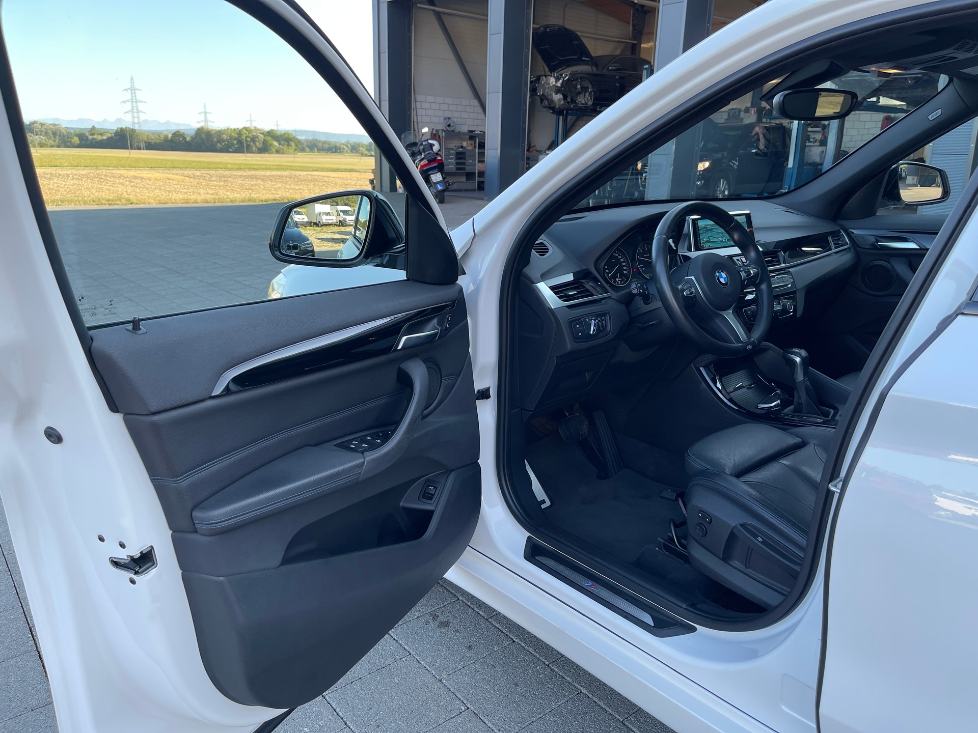 BMW X1 xDrive 25d M Sport Steptronic-image-6